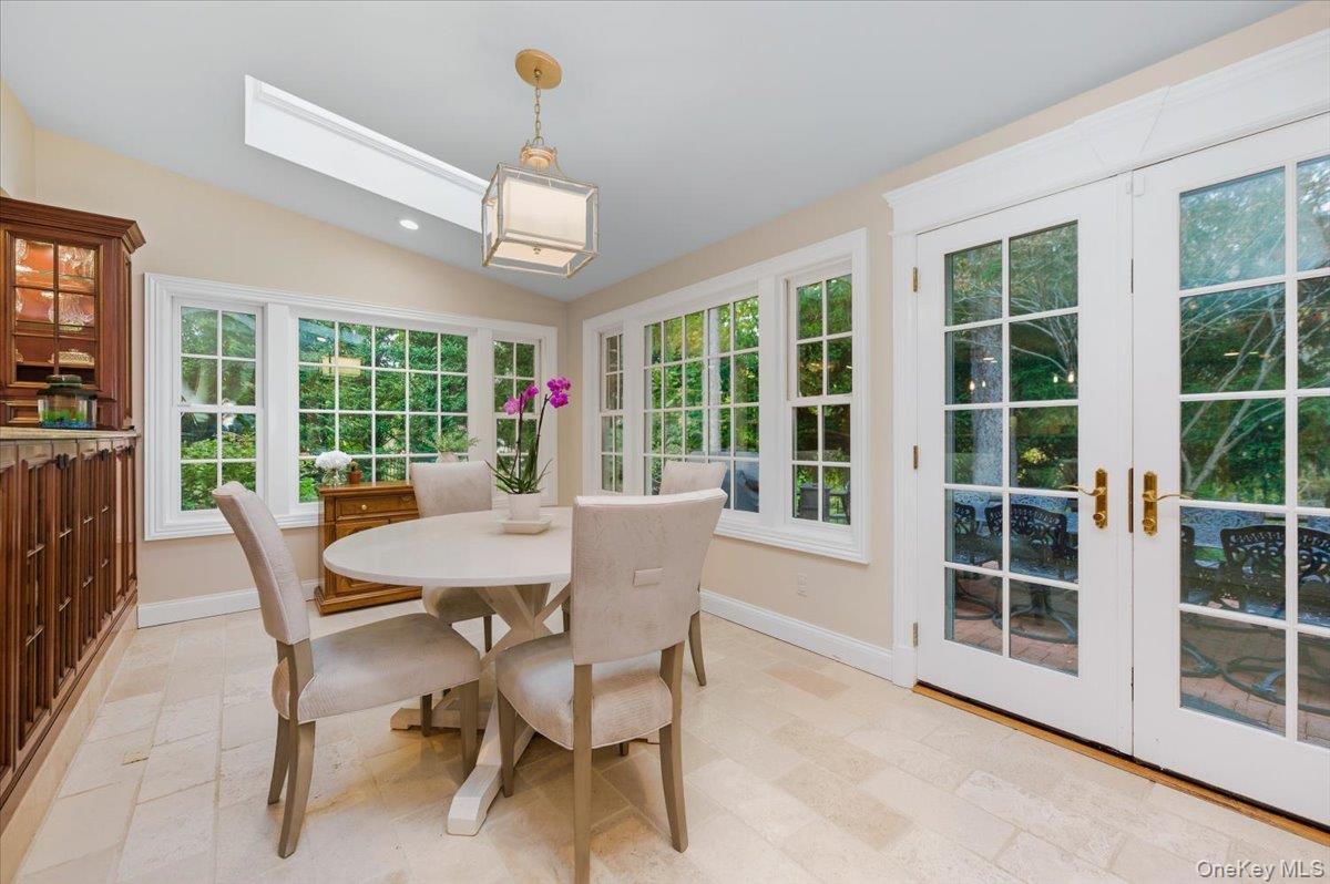 5 Kanes Lane, Huntington Bay, NY 11743