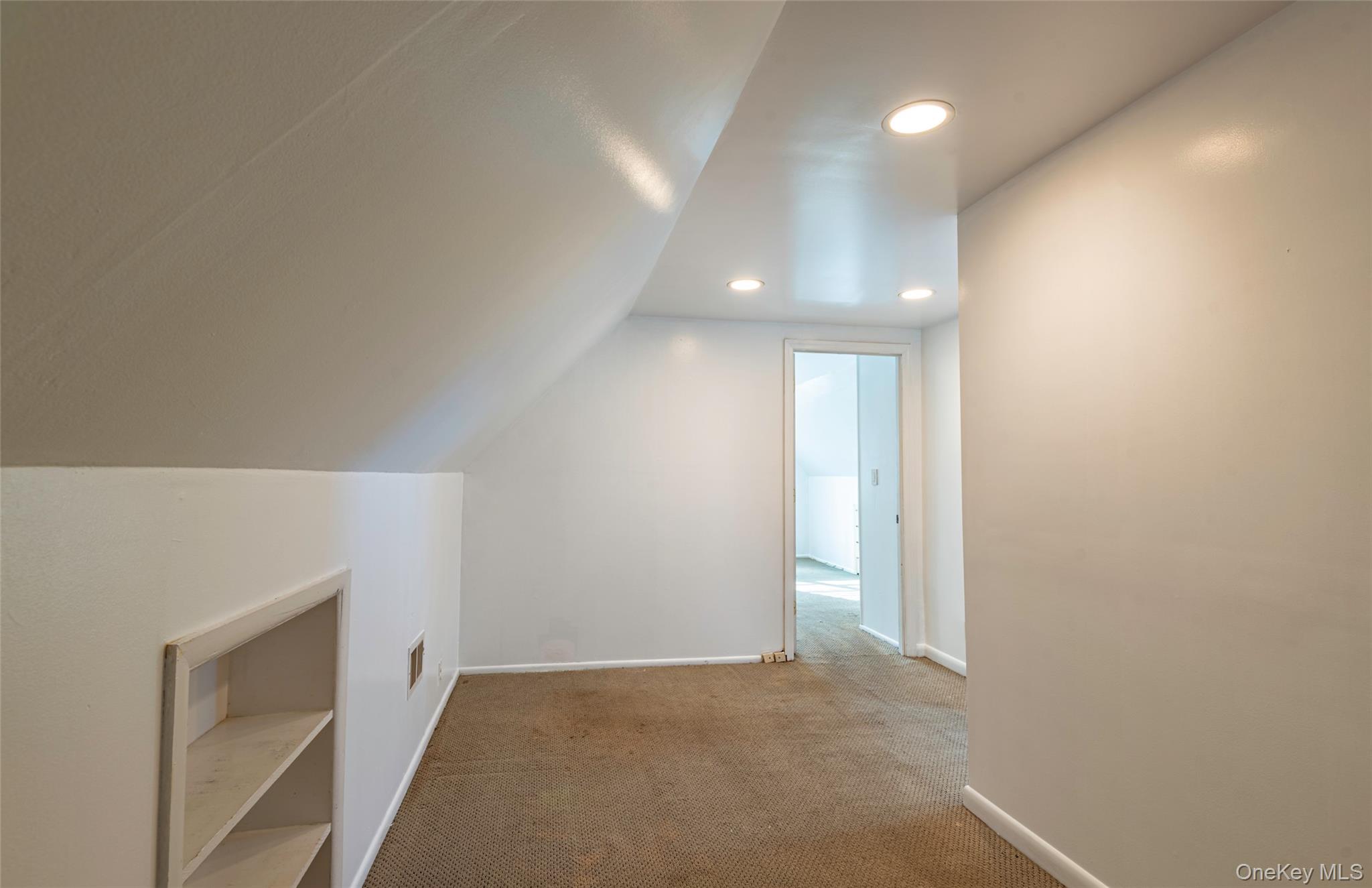 7836 271st Street, New Hyde Park, NY 11040