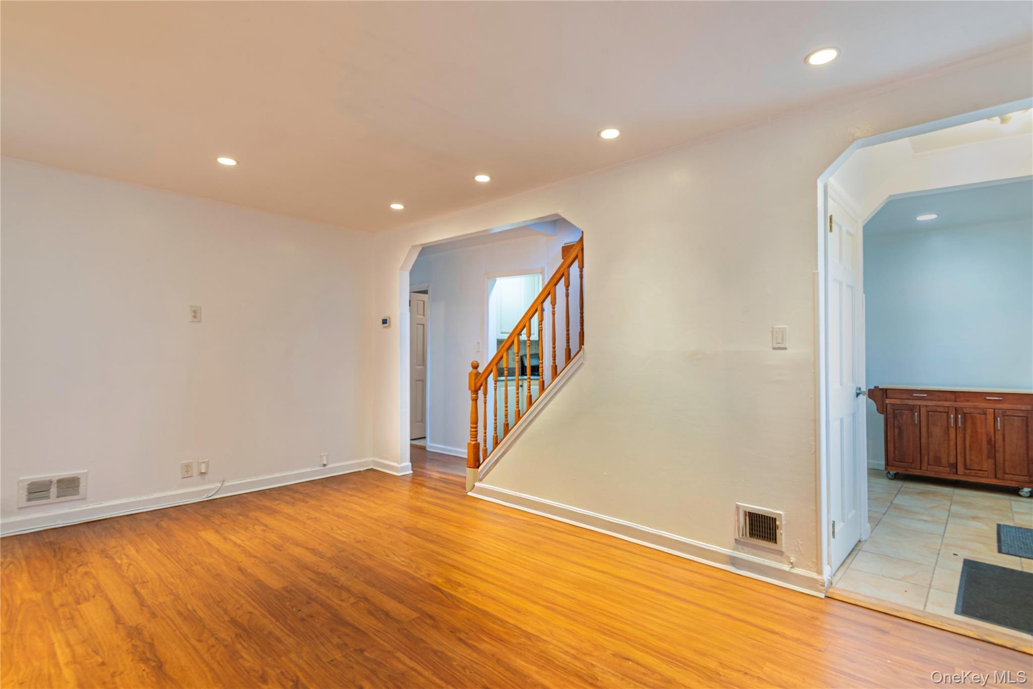 7836 271st Street, New Hyde Park, NY 11040