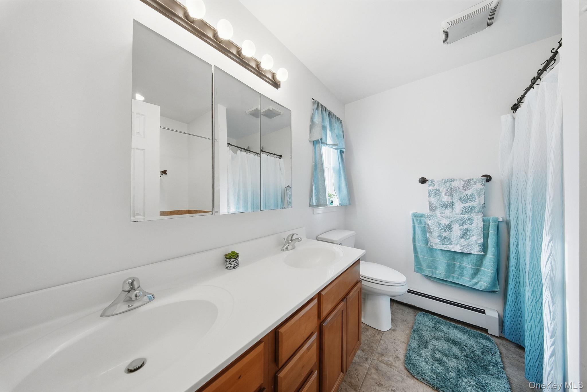 21 Hoeppner Drive, Wurtsboro, NY 12790