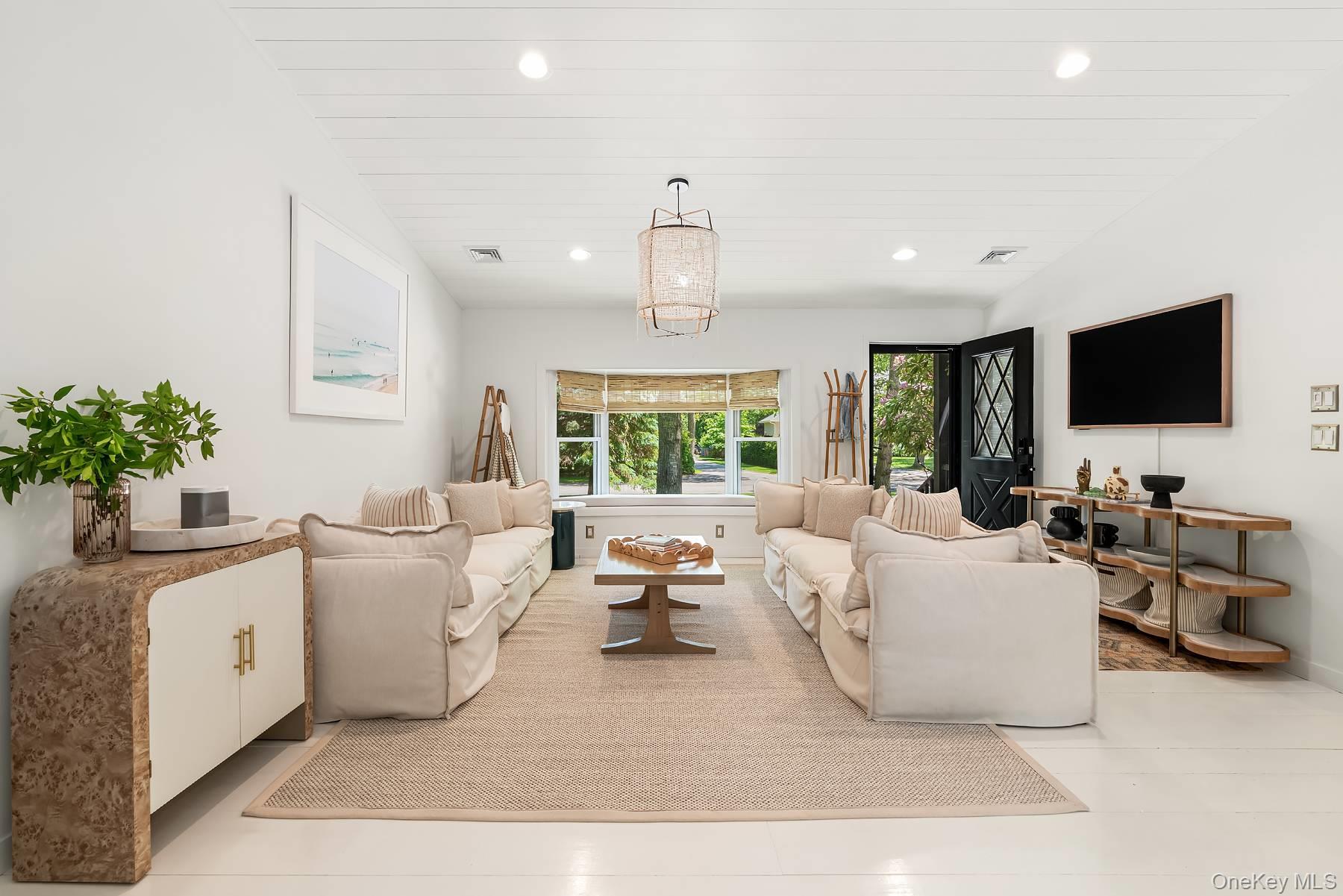 234 Norfolk Drive, Springs, NY 11937