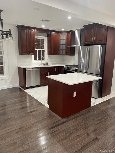 235 E 235th Street, Bronx, NY 10470