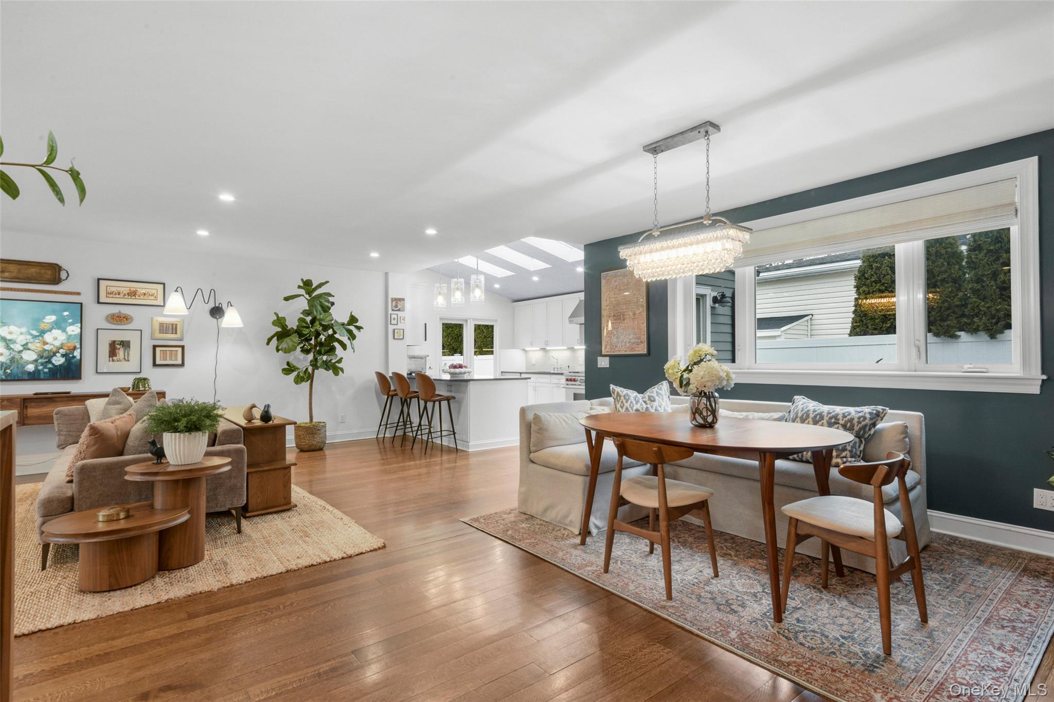 1096 Hunter Avenue, Pelham, NY 10803