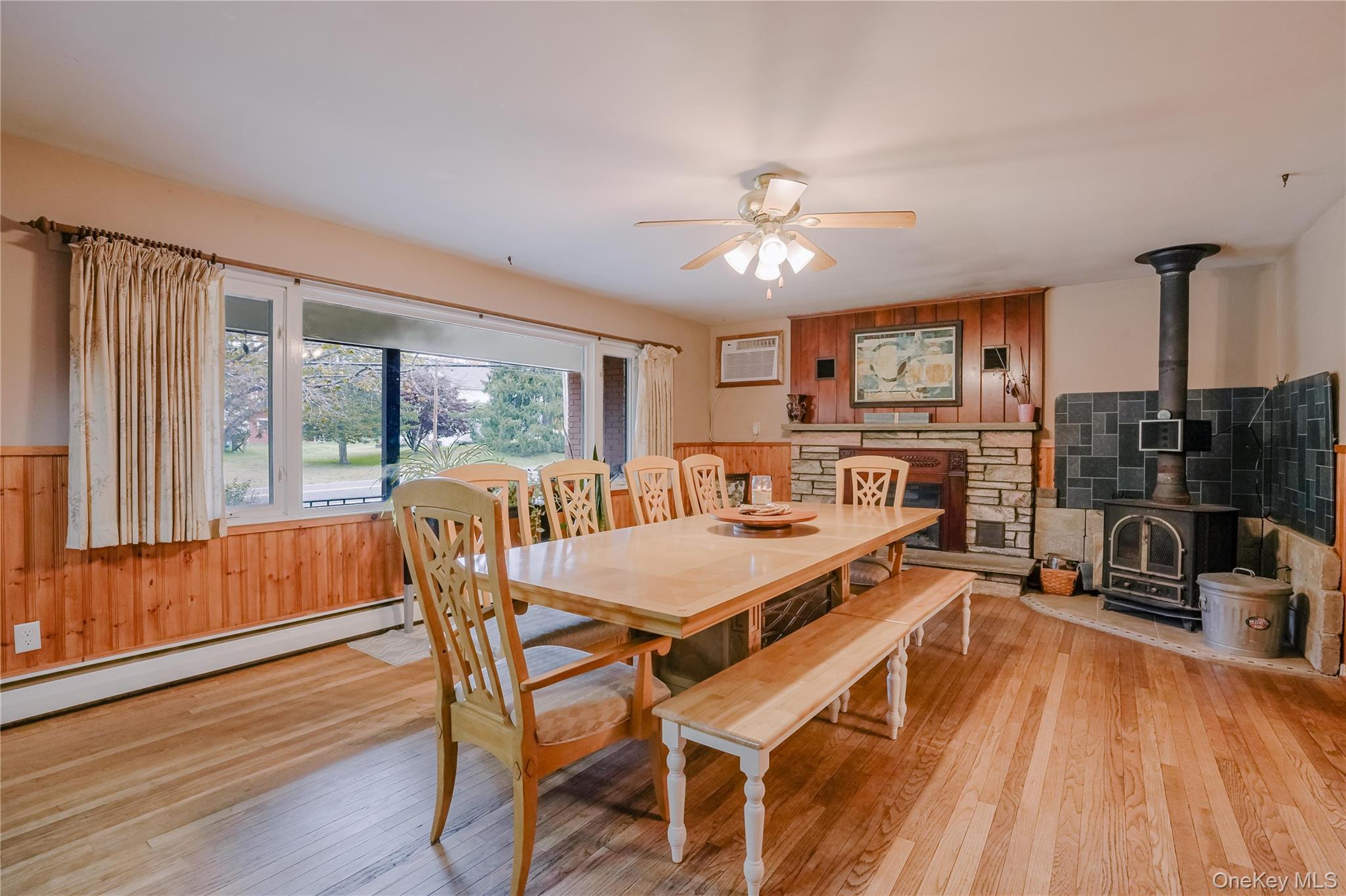 84 Ulster Avenue, Esopus, NY 12487