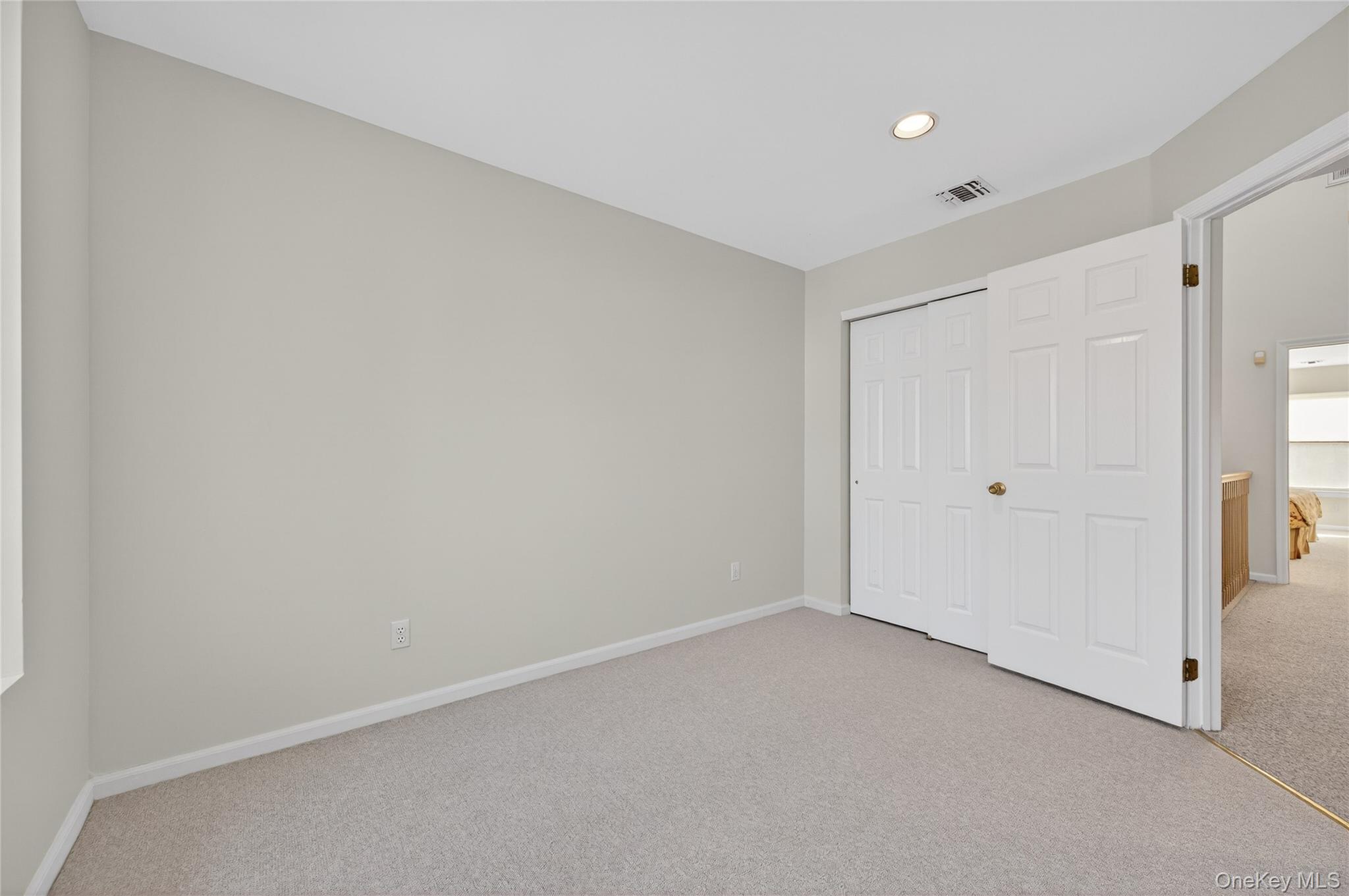 13 Parkridge Court, Huntington, NY 11743