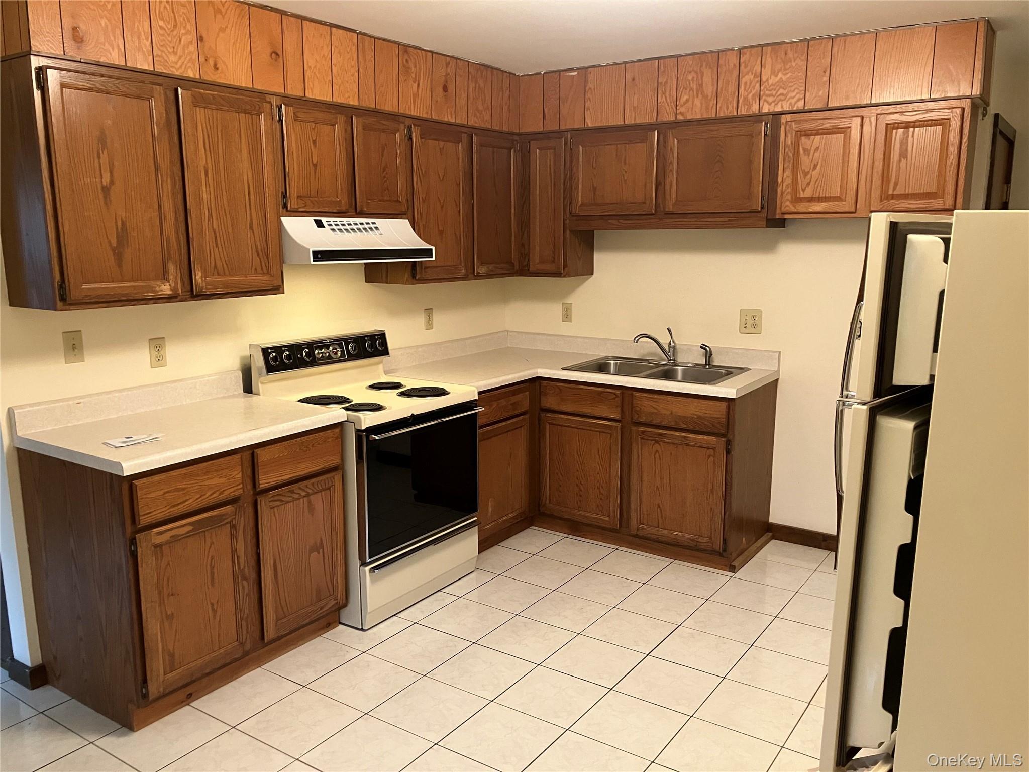 48 Jefferson, Red Hook, NY 12571