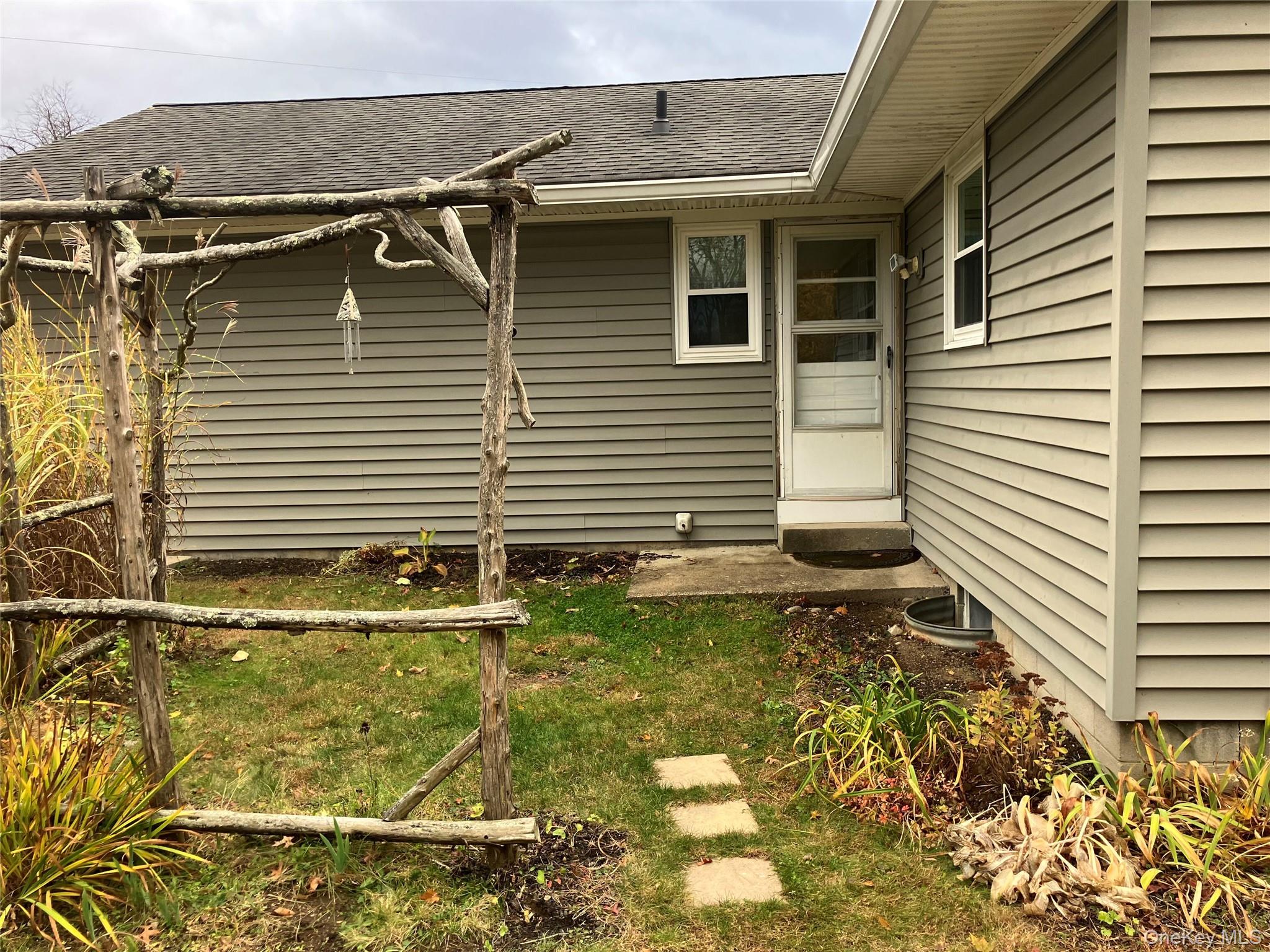 48 Jefferson, Red Hook, NY 12571