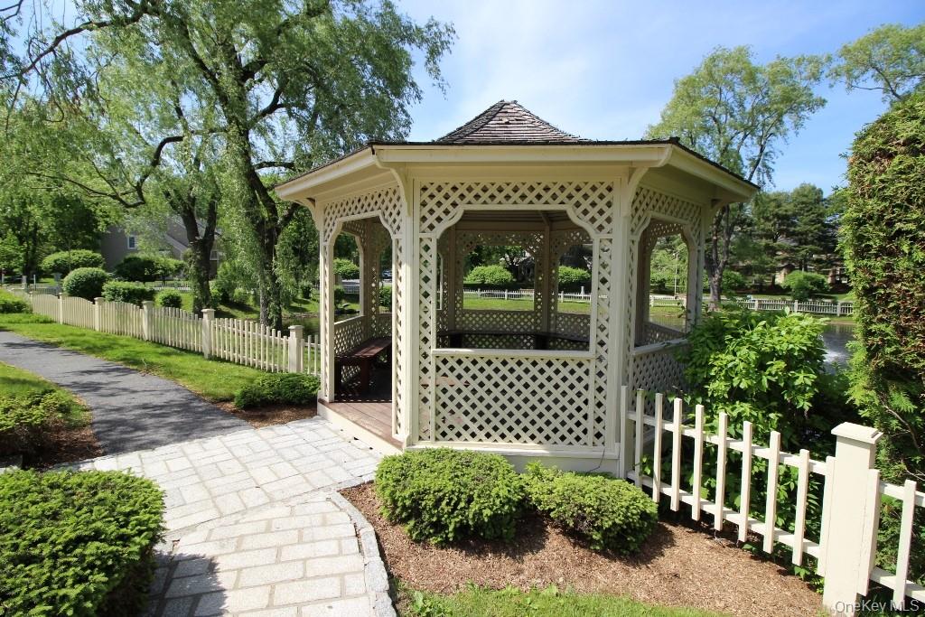 1602 Nutmeg Drive, Carmel, NY 10512