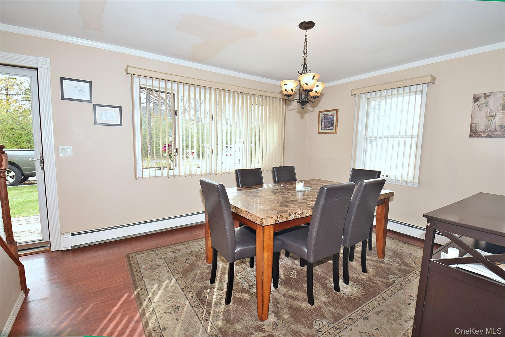 529 Lombard Street, North Babylon, NY 11703