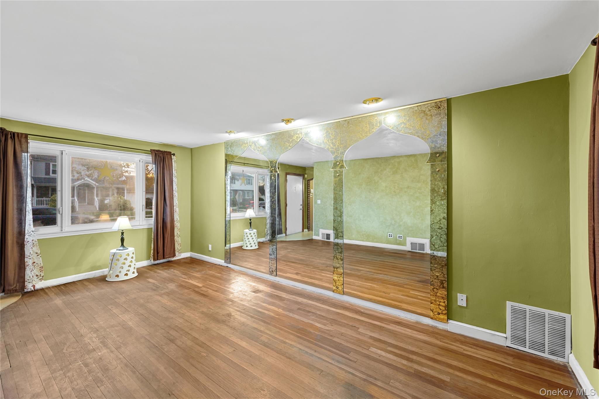 2231 3rd Street, East Meadow, NY 11554