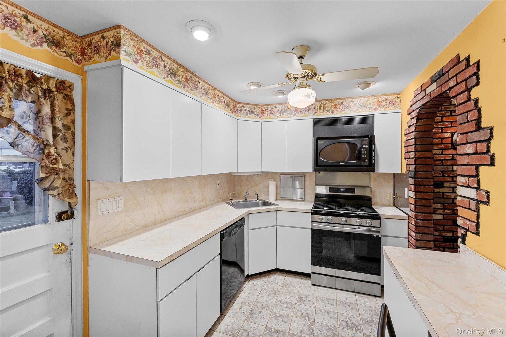 2231 3rd Street, East Meadow, NY 11554