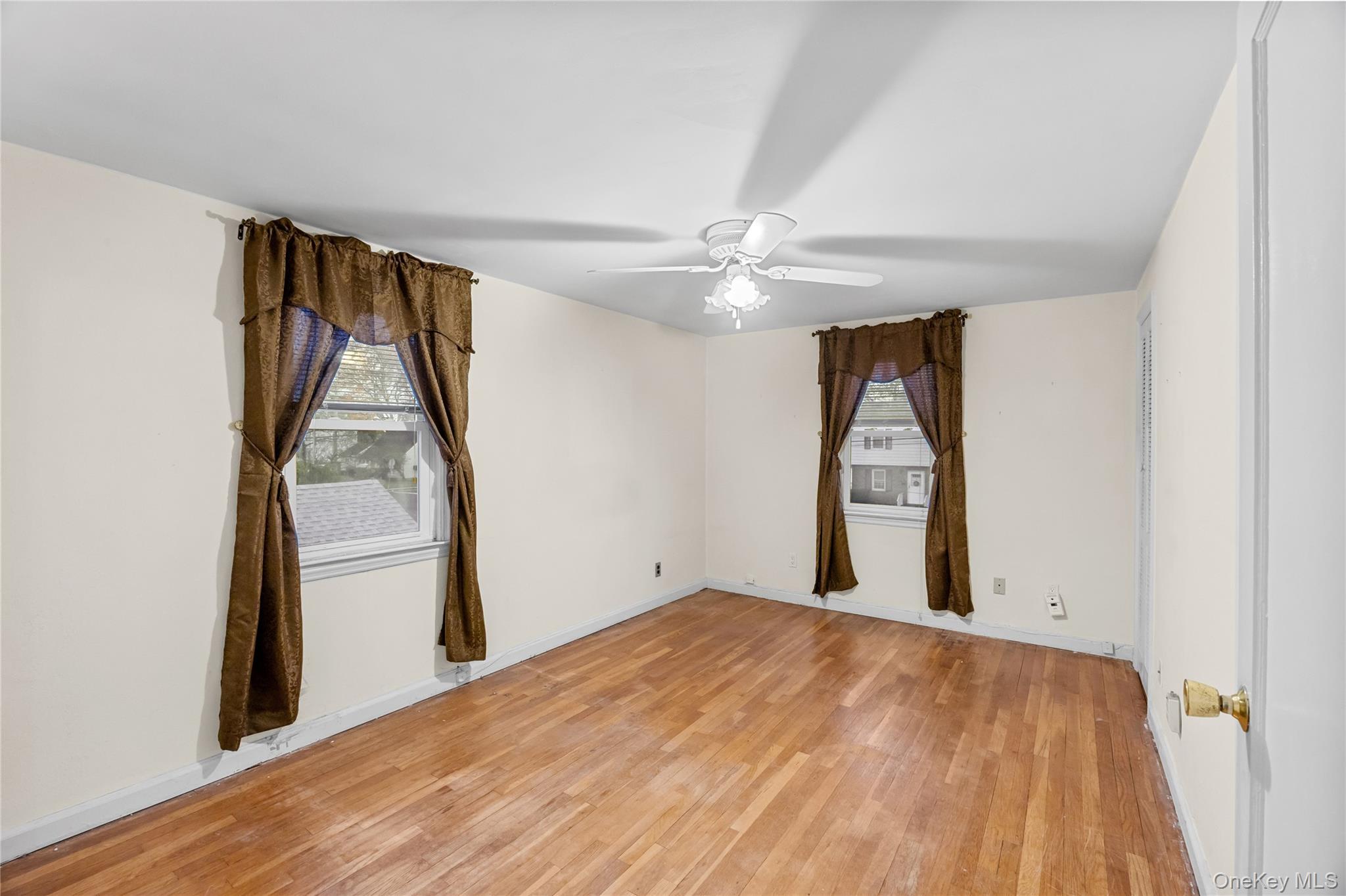 2231 3rd Street, East Meadow, NY 11554