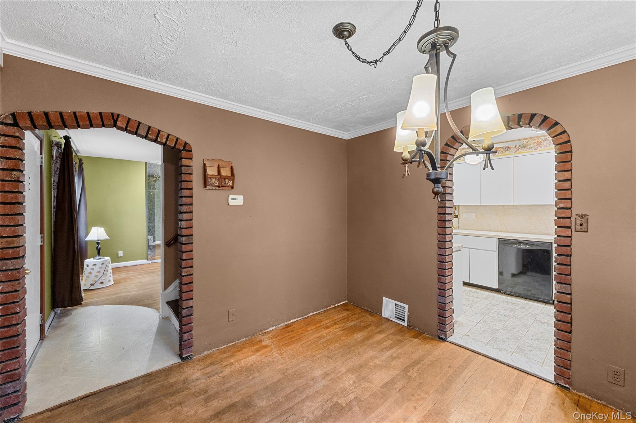 2231 3rd Street, East Meadow, NY 11554