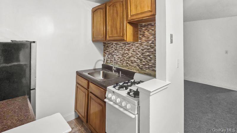 87-20 175th Street # 1K, Jamaica, NY 11432