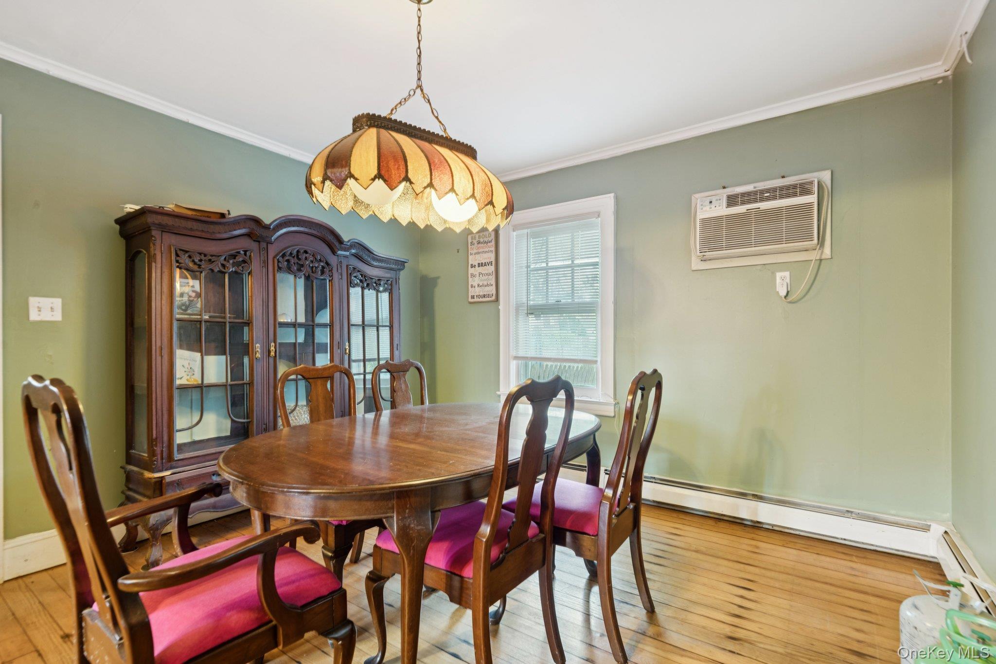 83 Elm Road E, Mastic Beach, NY 11951