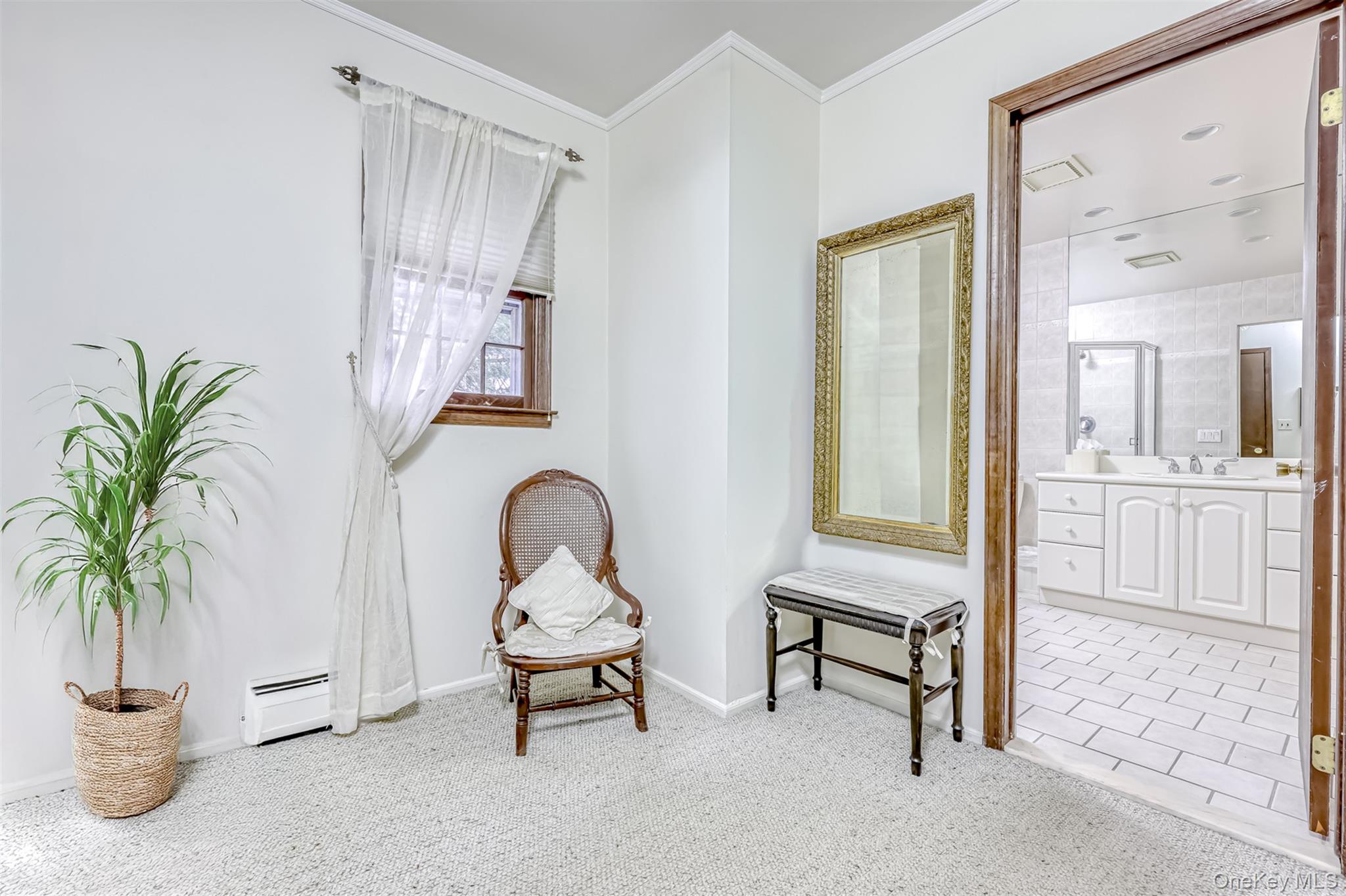 16 Kings Gate Road, Suffern, NY 10901