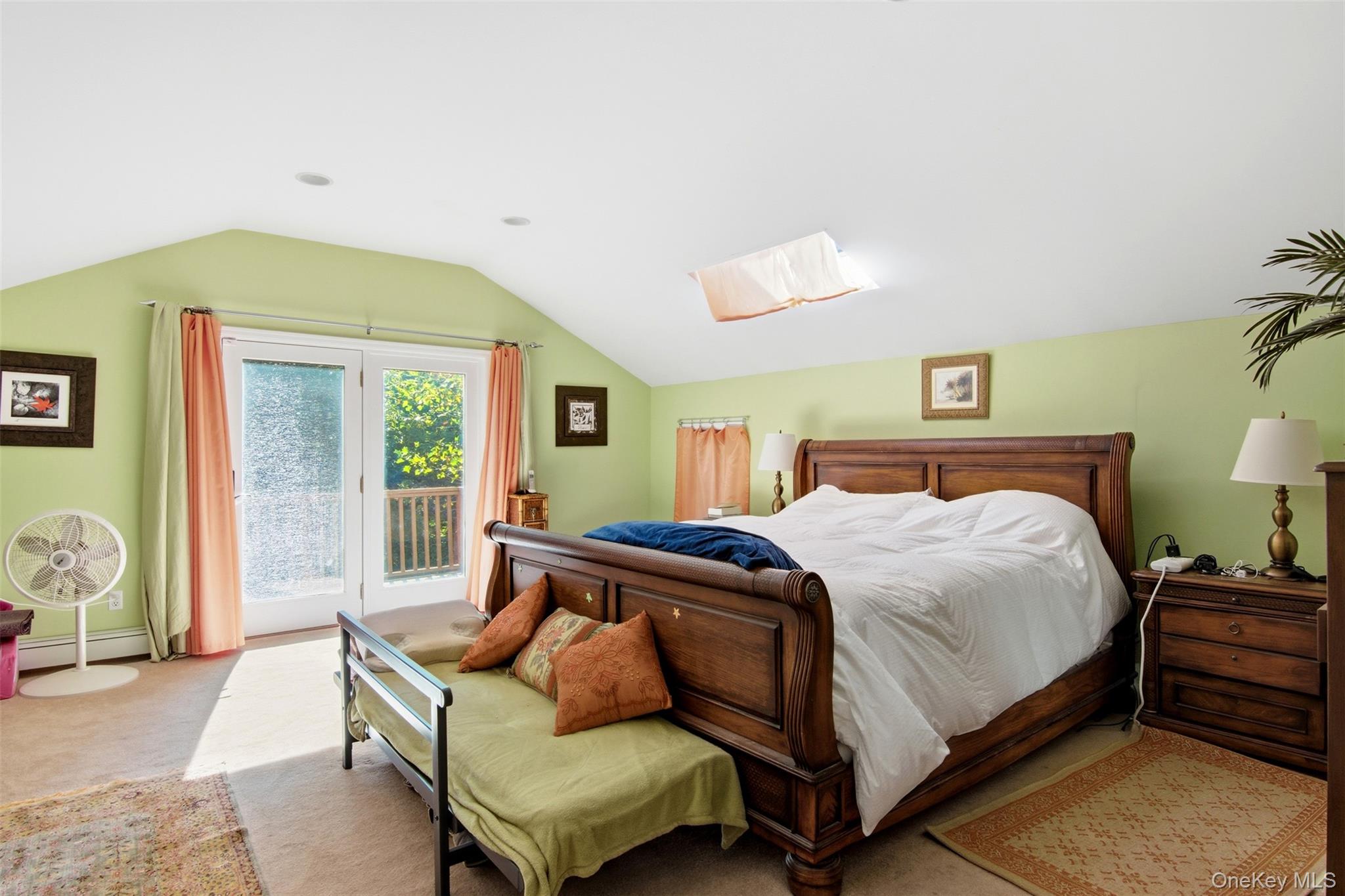 18 Greenlawn Road, Huntington, NY 11743