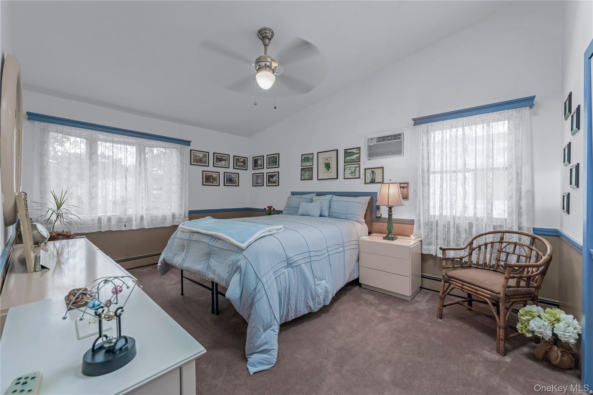 6 Fernwood Terrace N, Stewart Manor, NY 11530