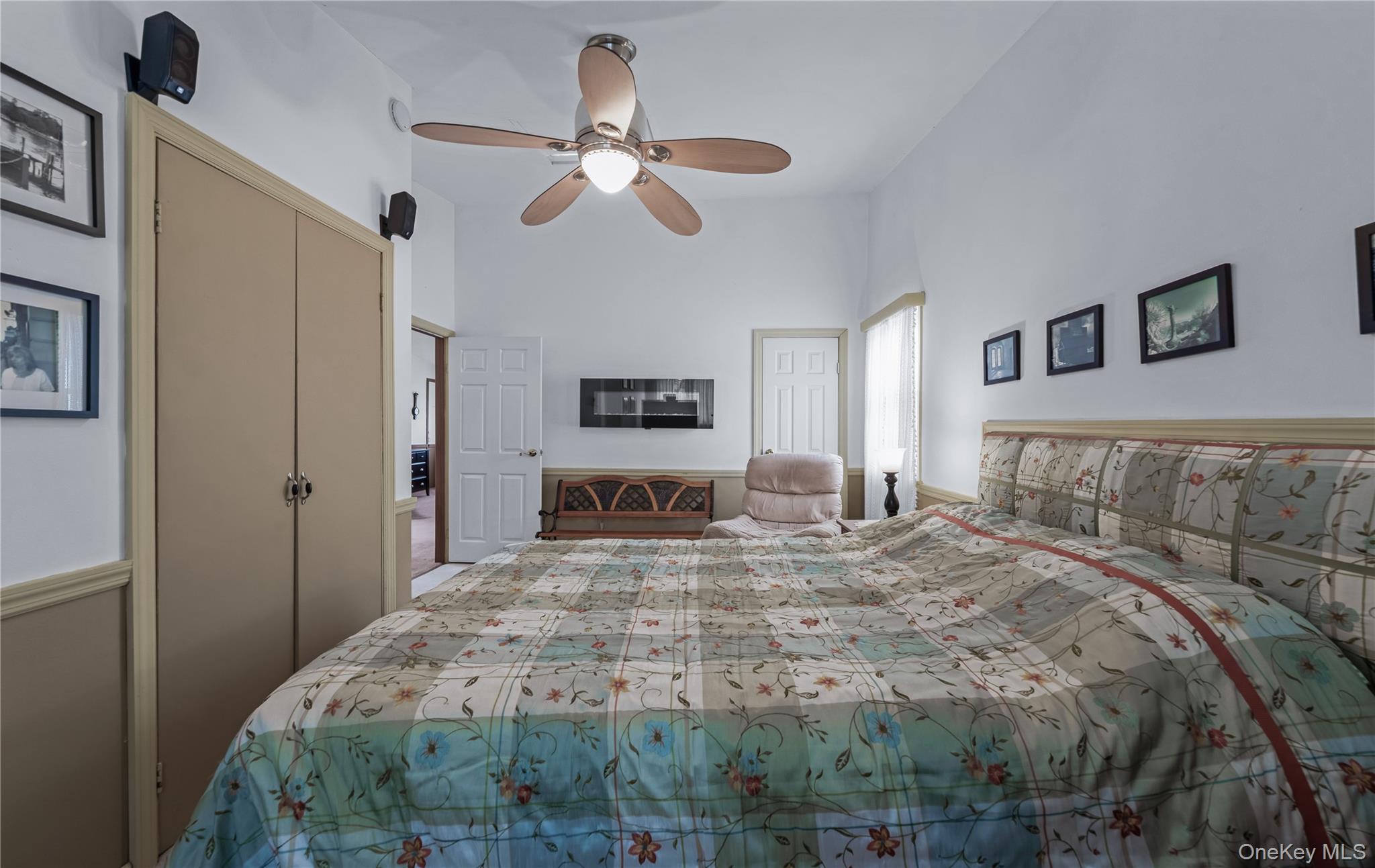 6 Fernwood Terrace N, Stewart Manor, NY 11530