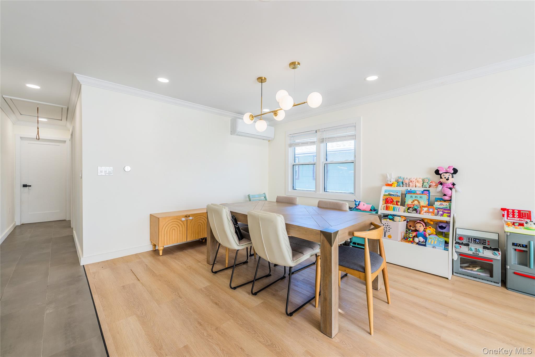 36 Adams Street, Floral Park, NY 11001