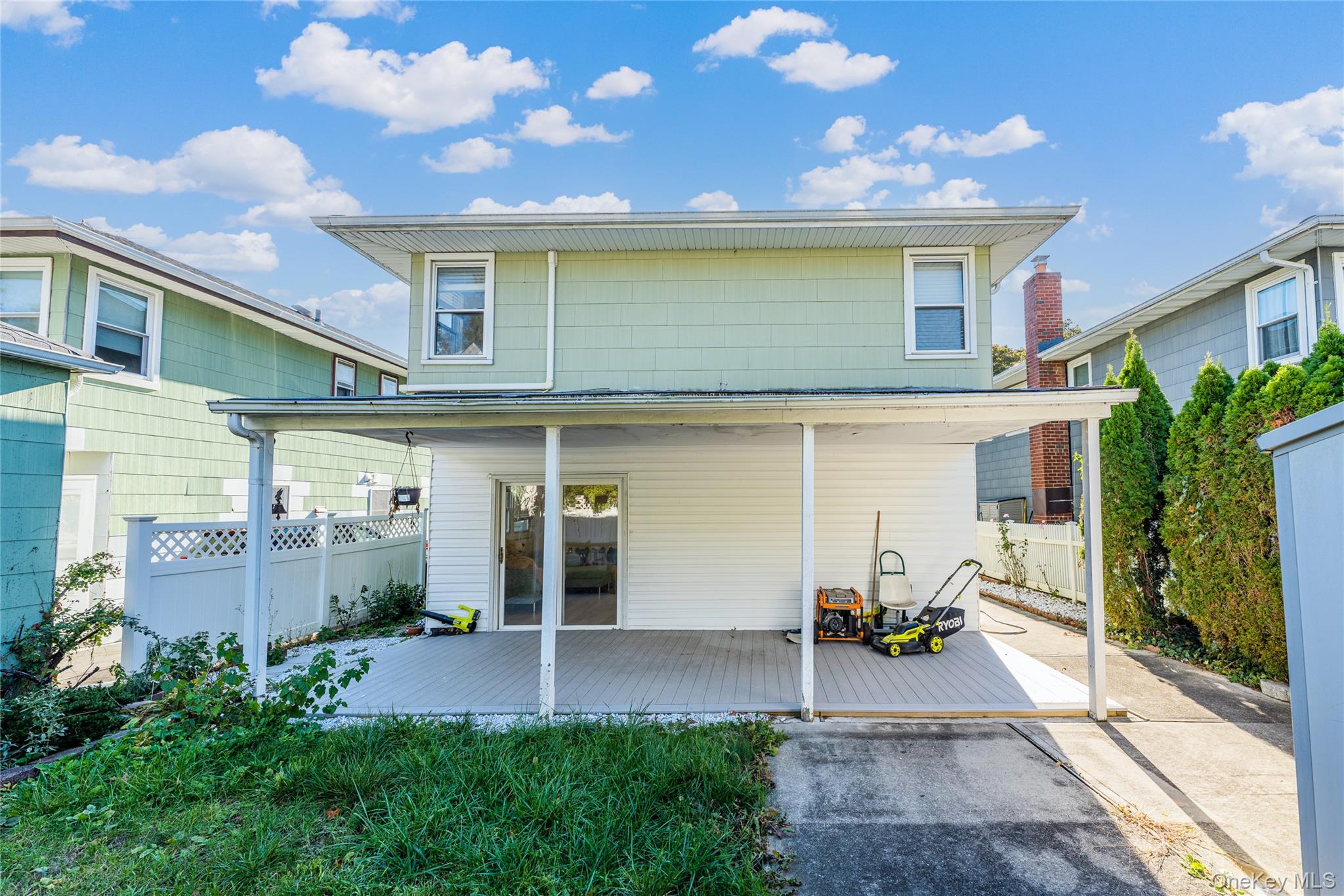 36 Adams Street, Floral Park, NY 11001