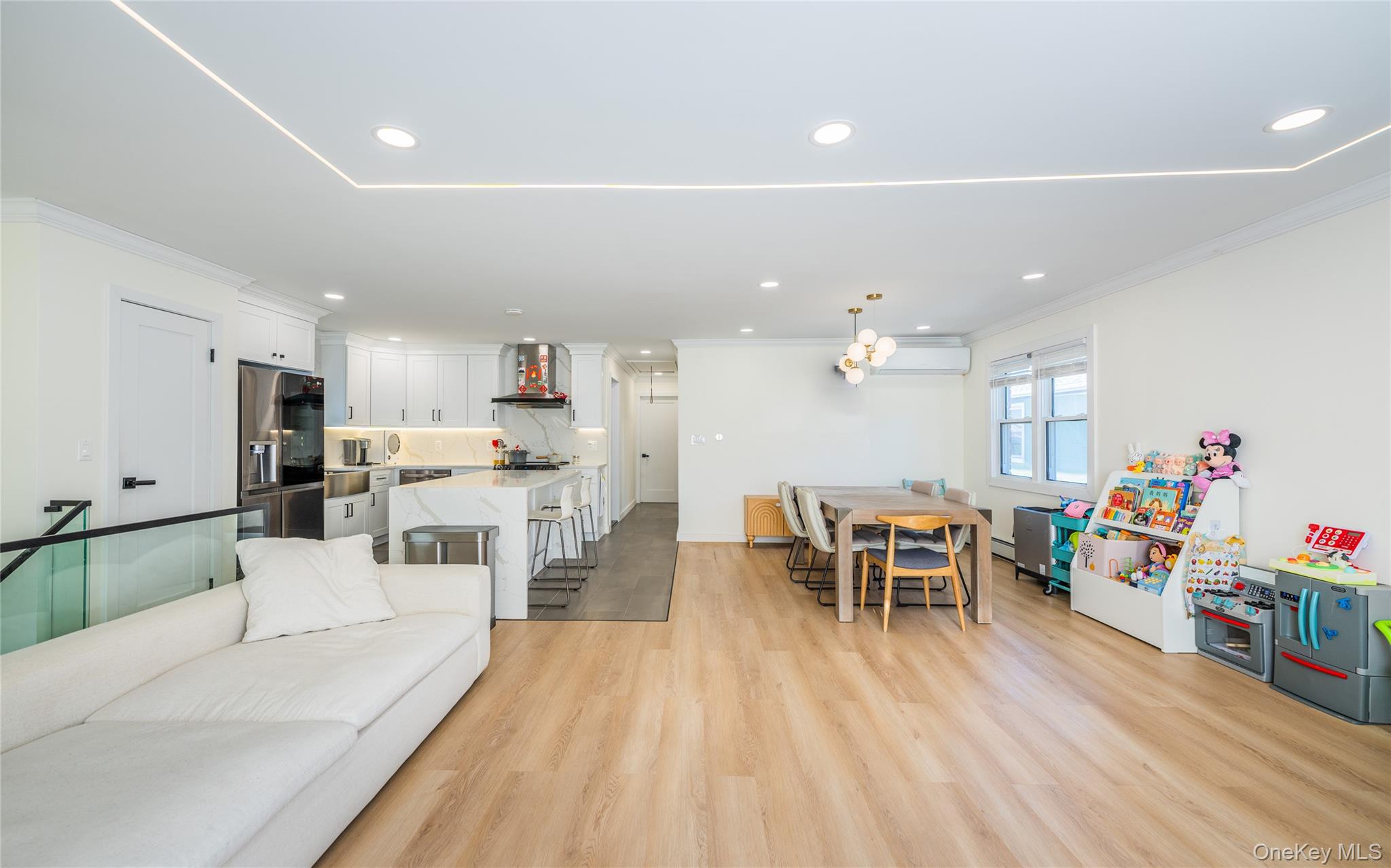 36 Adams Street, Floral Park, NY 11001