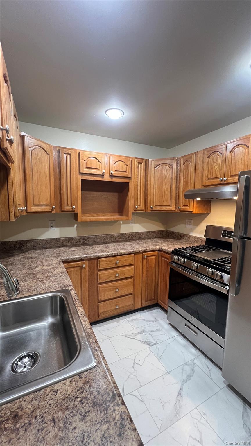 27 E MAIN # 6, Beacon, NY 12508