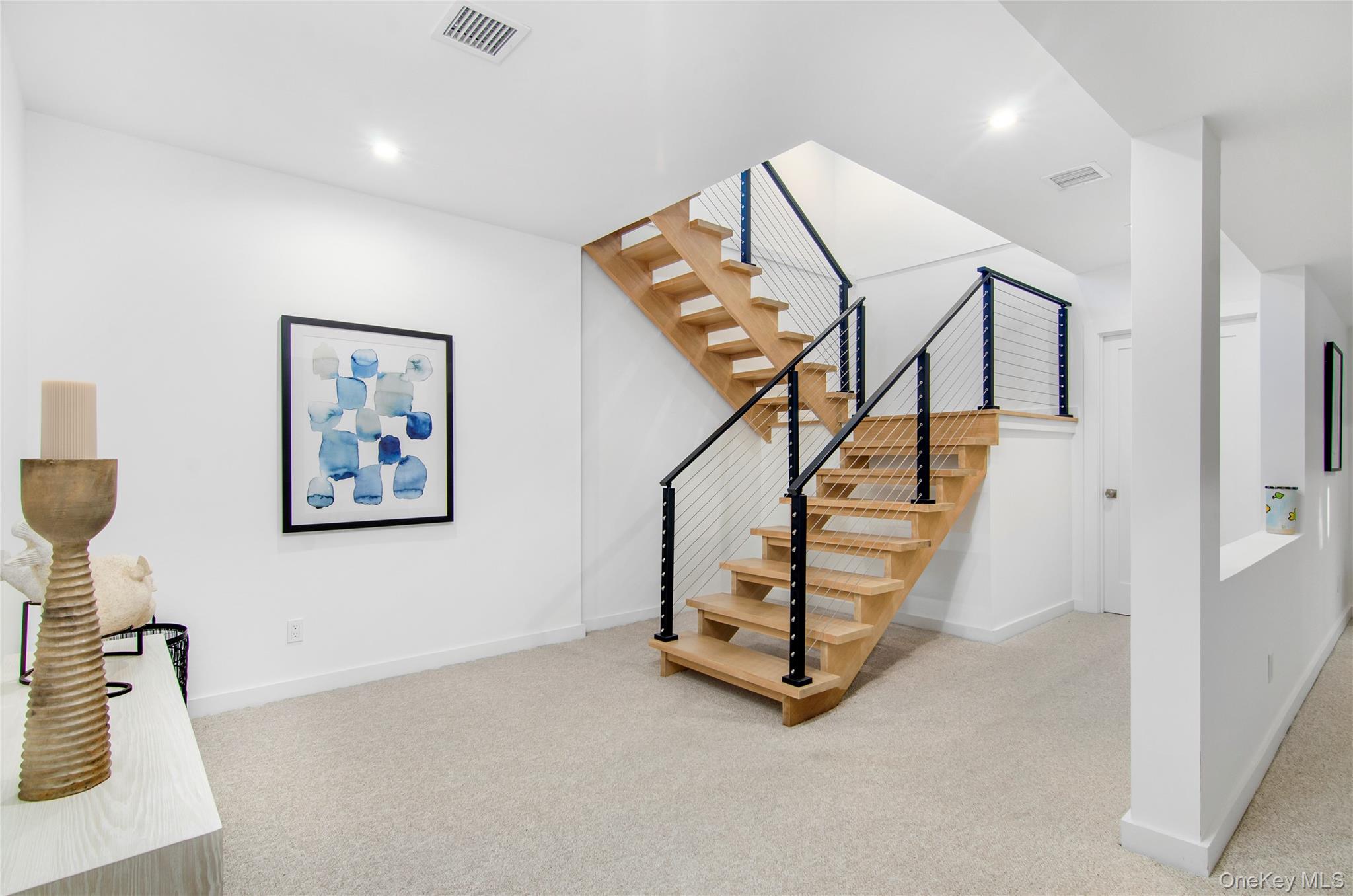 4 Piperwoods Lane, Quogue, NY 11959