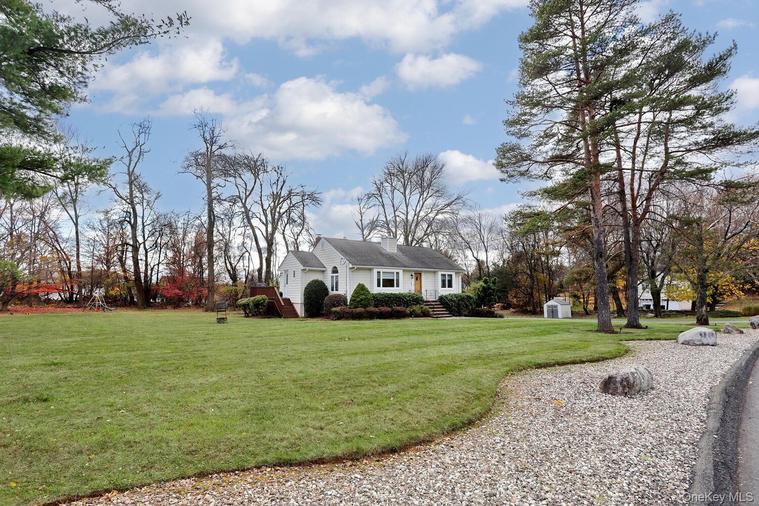 19 Augur Road, Suffern, NY 10901