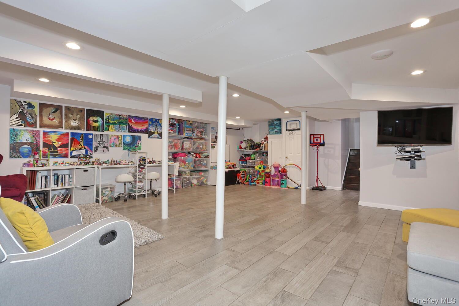 19 Augur Road, Suffern, NY 10901