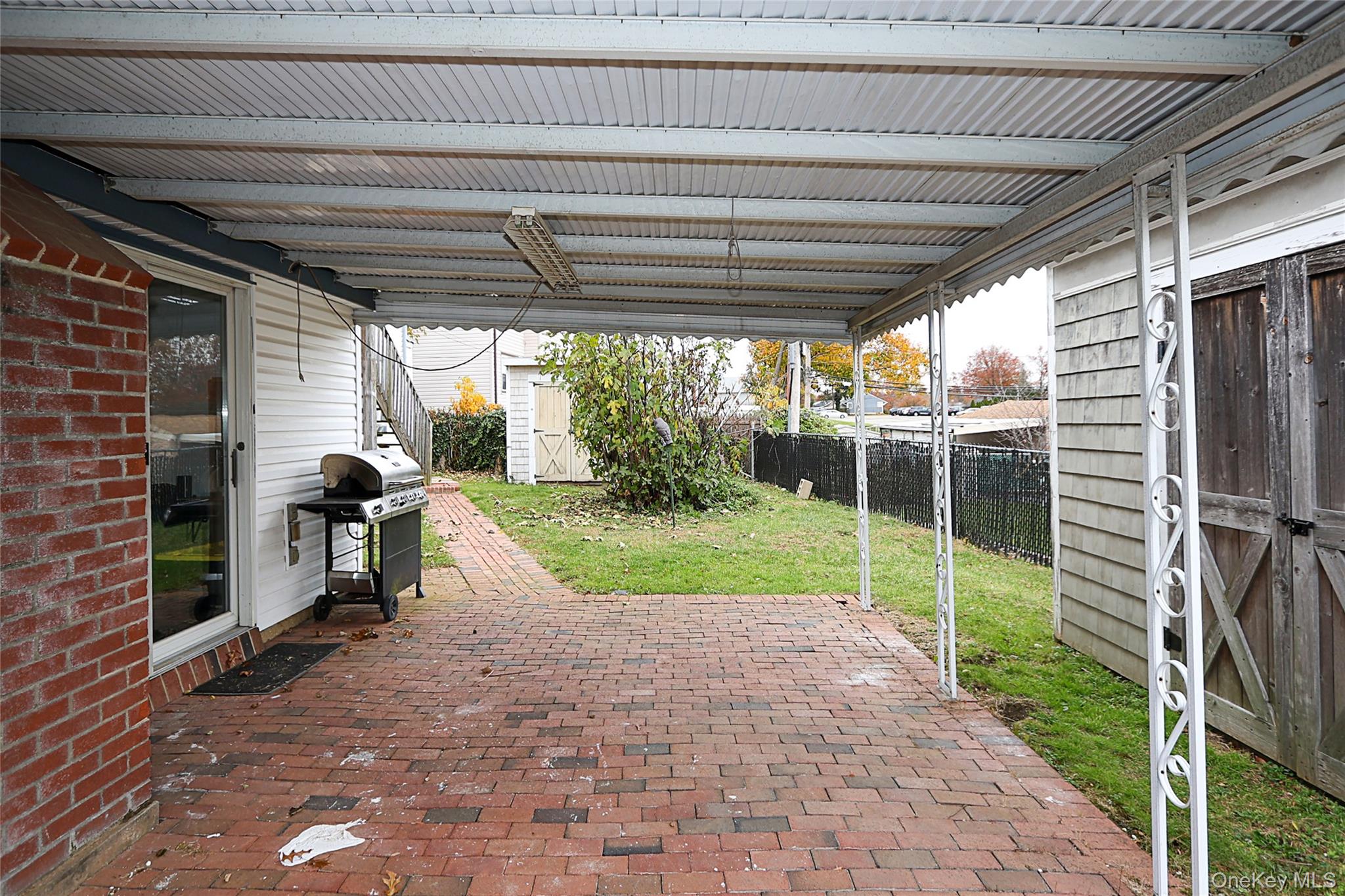 49 East Avenue, Glen Cove, NY 11542