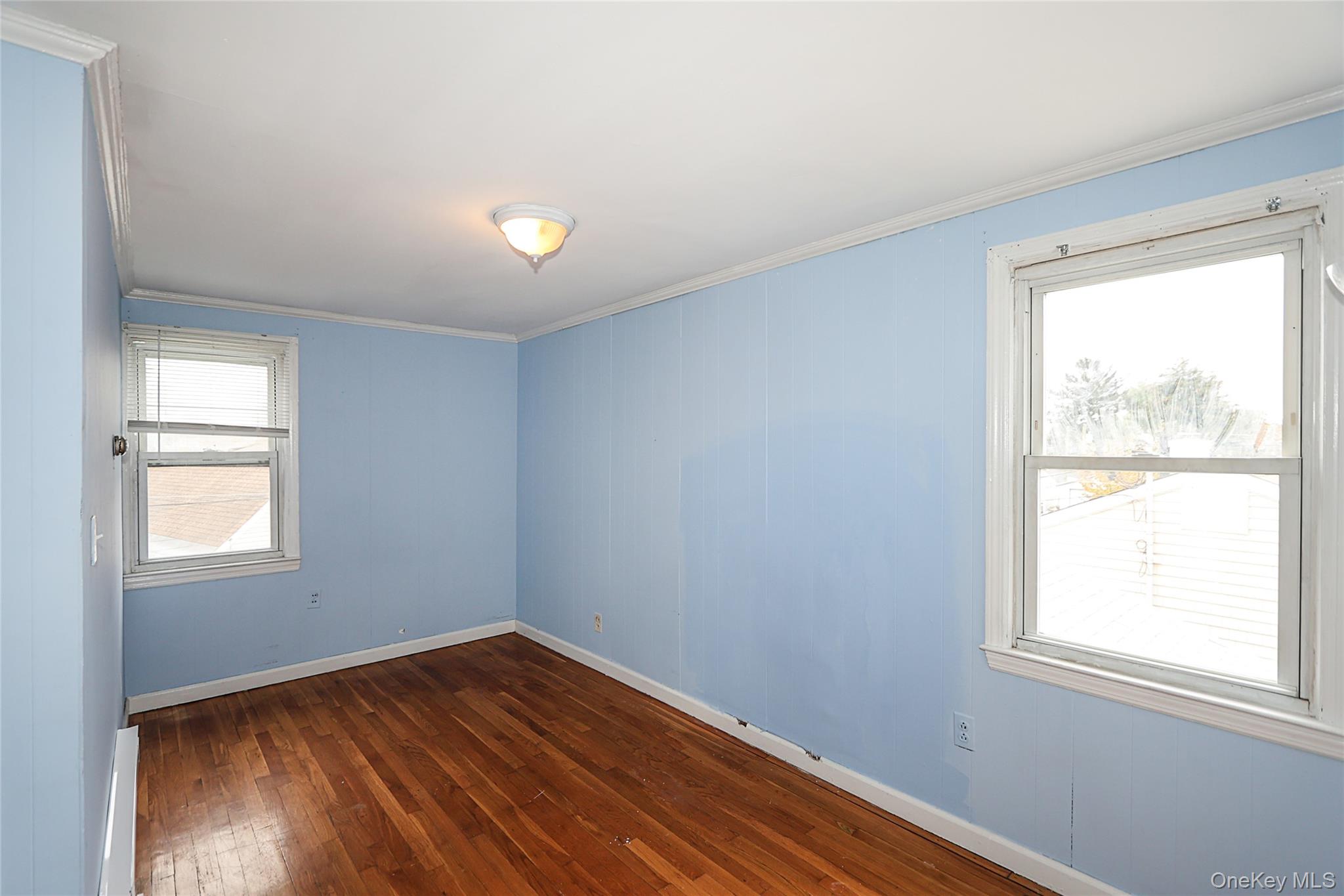 49 East Avenue, Glen Cove, NY 11542