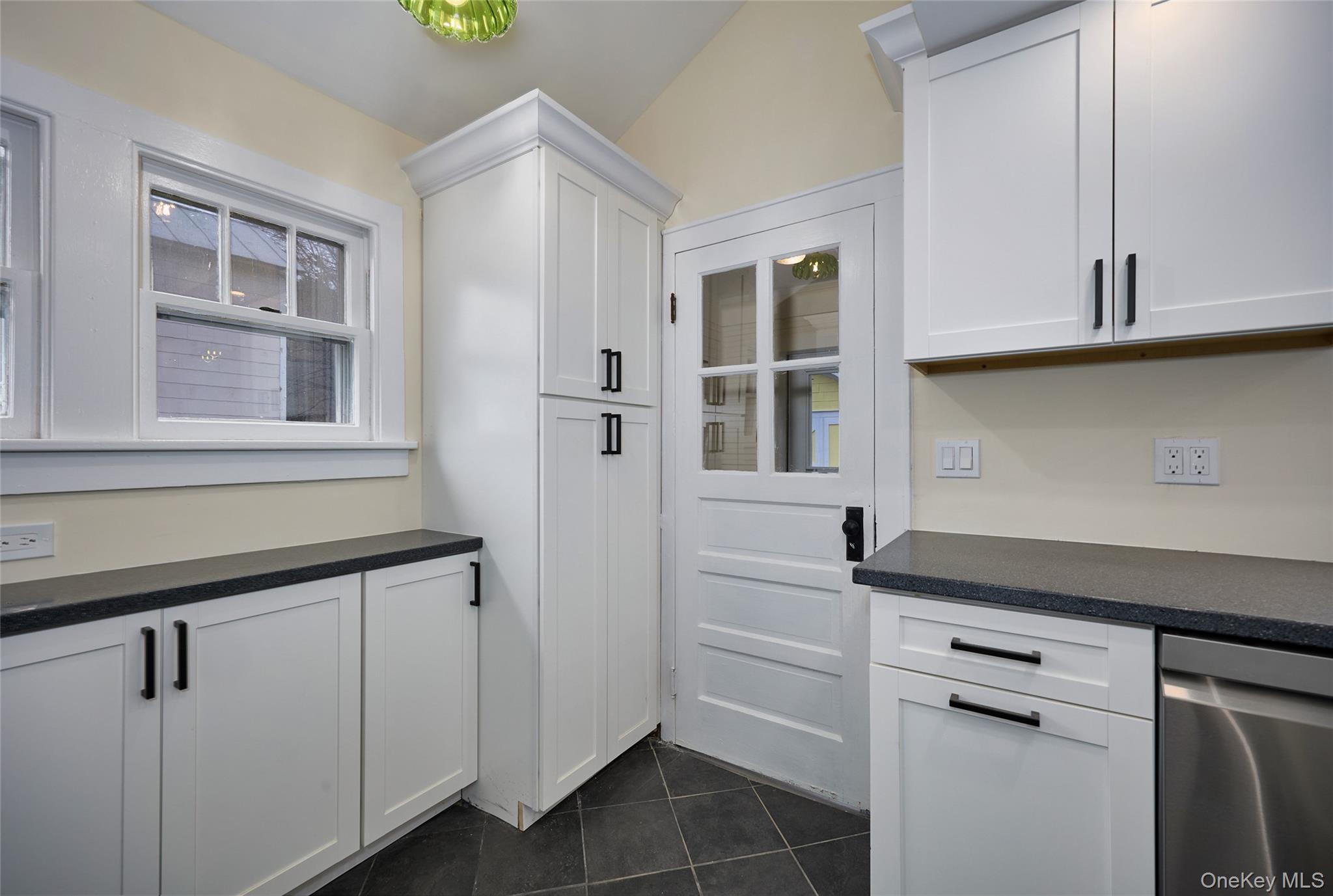 30 Myrtle Avenue, Pine Plains, NY 12567