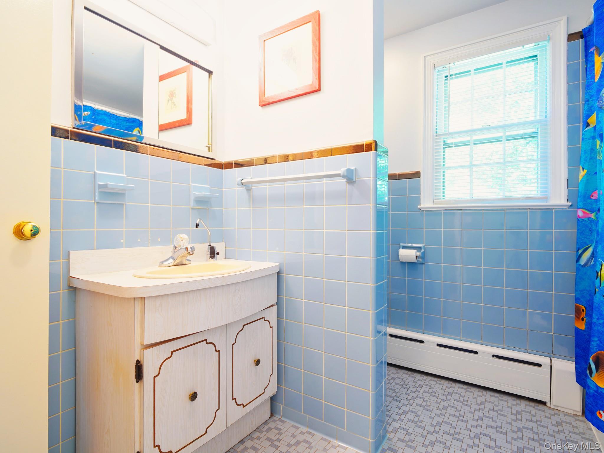 10 LINDA Drive, Montebello, NY 10901