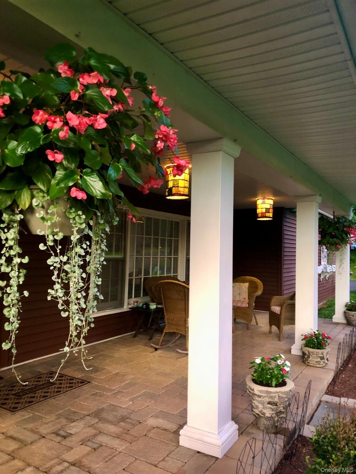 10 LINDA Drive, Montebello, NY 10901