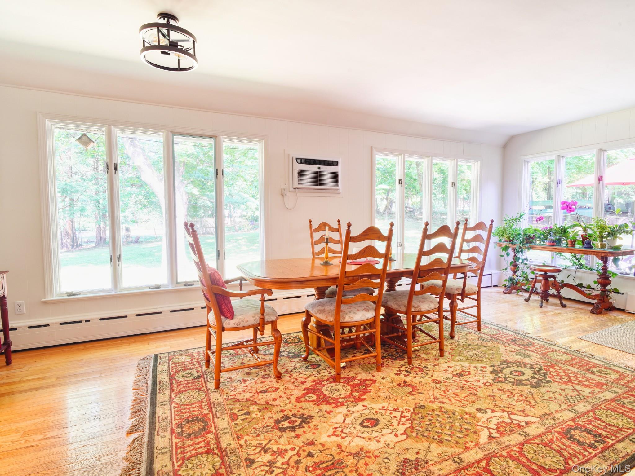 10 LINDA Drive, Montebello, NY 10901