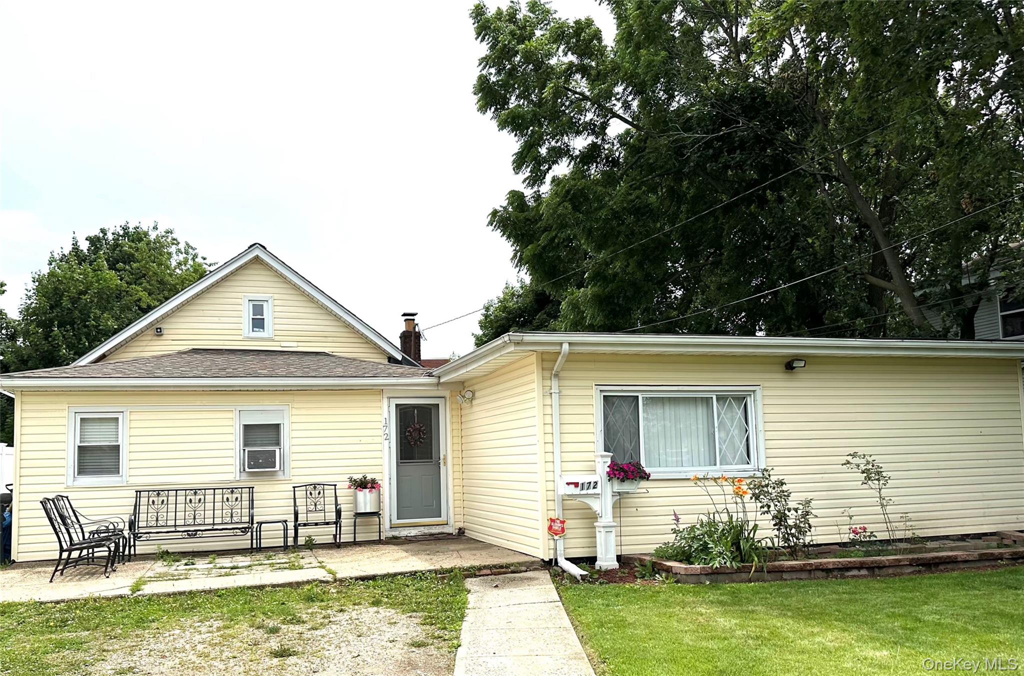 172 Argyle Avenue, Uniondale, NY 11553