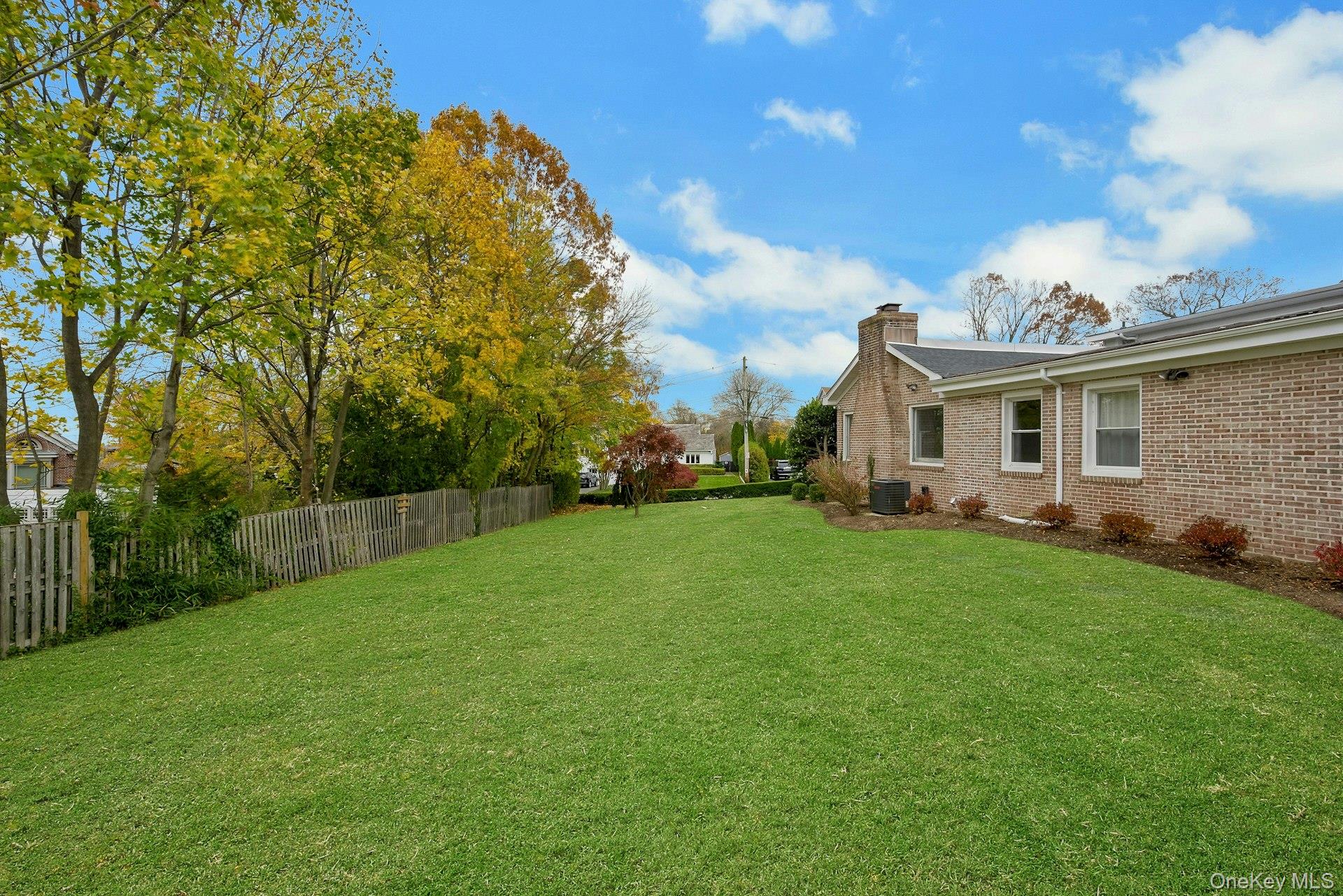 1 Echo Bay Place, New Rochelle, NY 10805