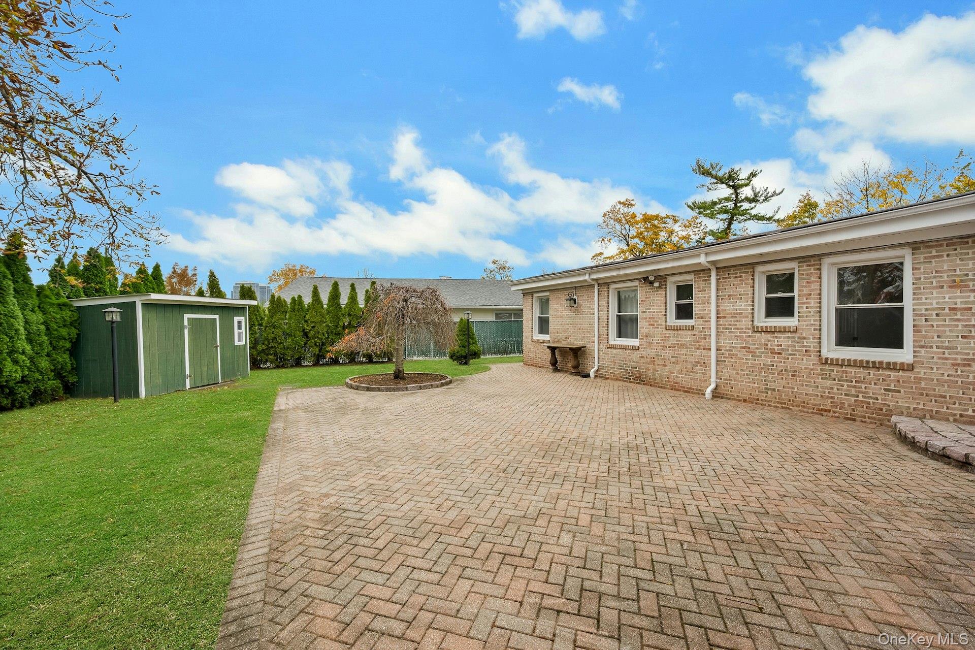 1 Echo Bay Place, New Rochelle, NY 10805