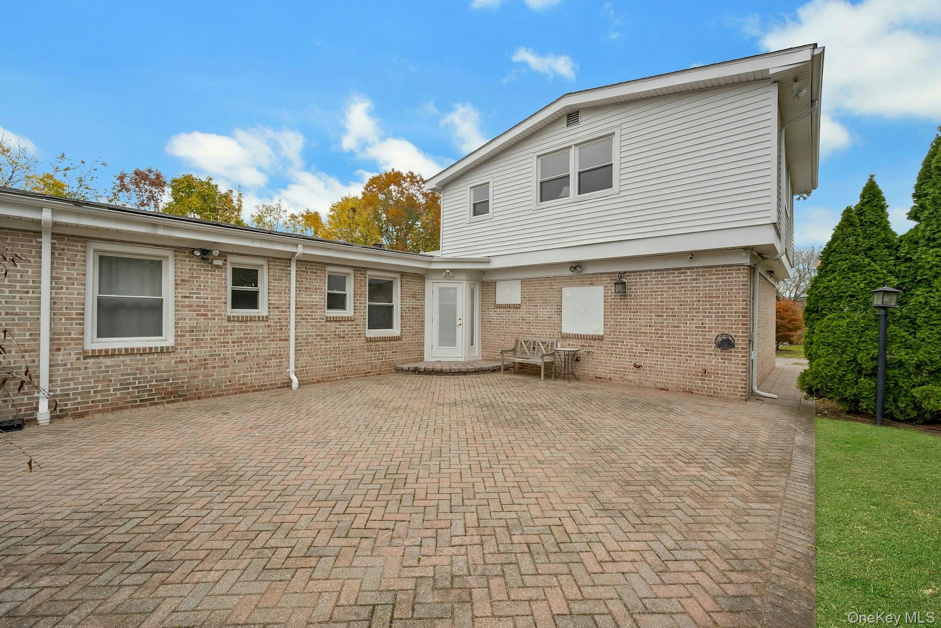 1 Echo Bay Place, New Rochelle, NY 10805