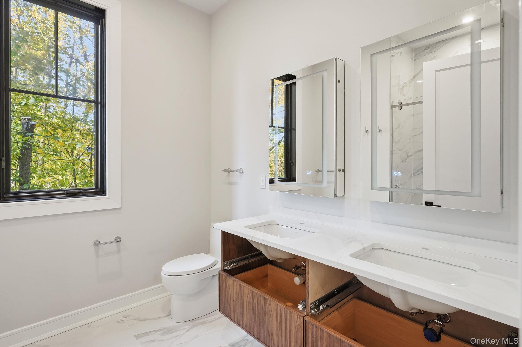 34 Clinton Avenue # 2, Dobbs Ferry, NY 10522