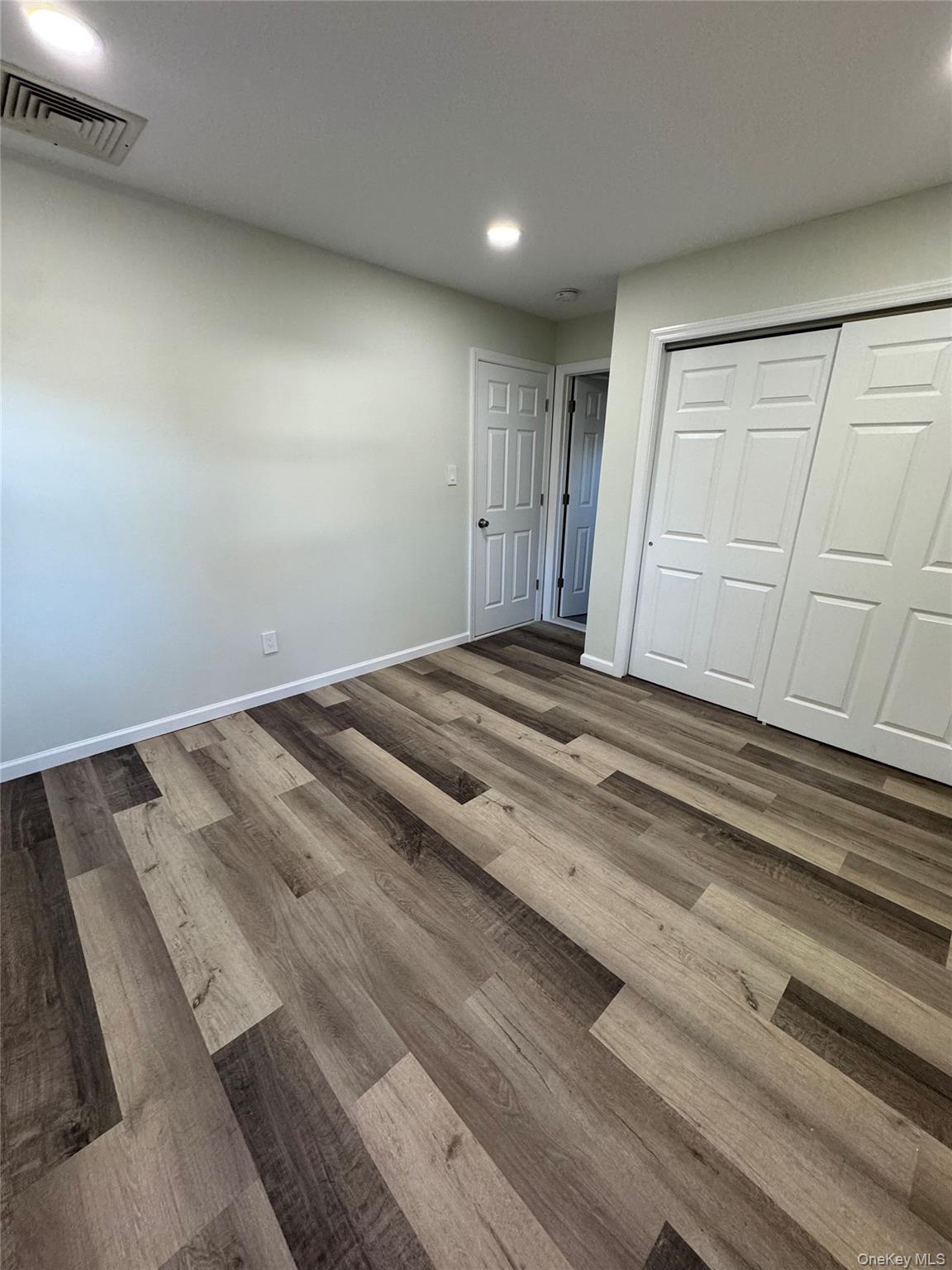 381 Grace Street, Holbrook, NY 11741