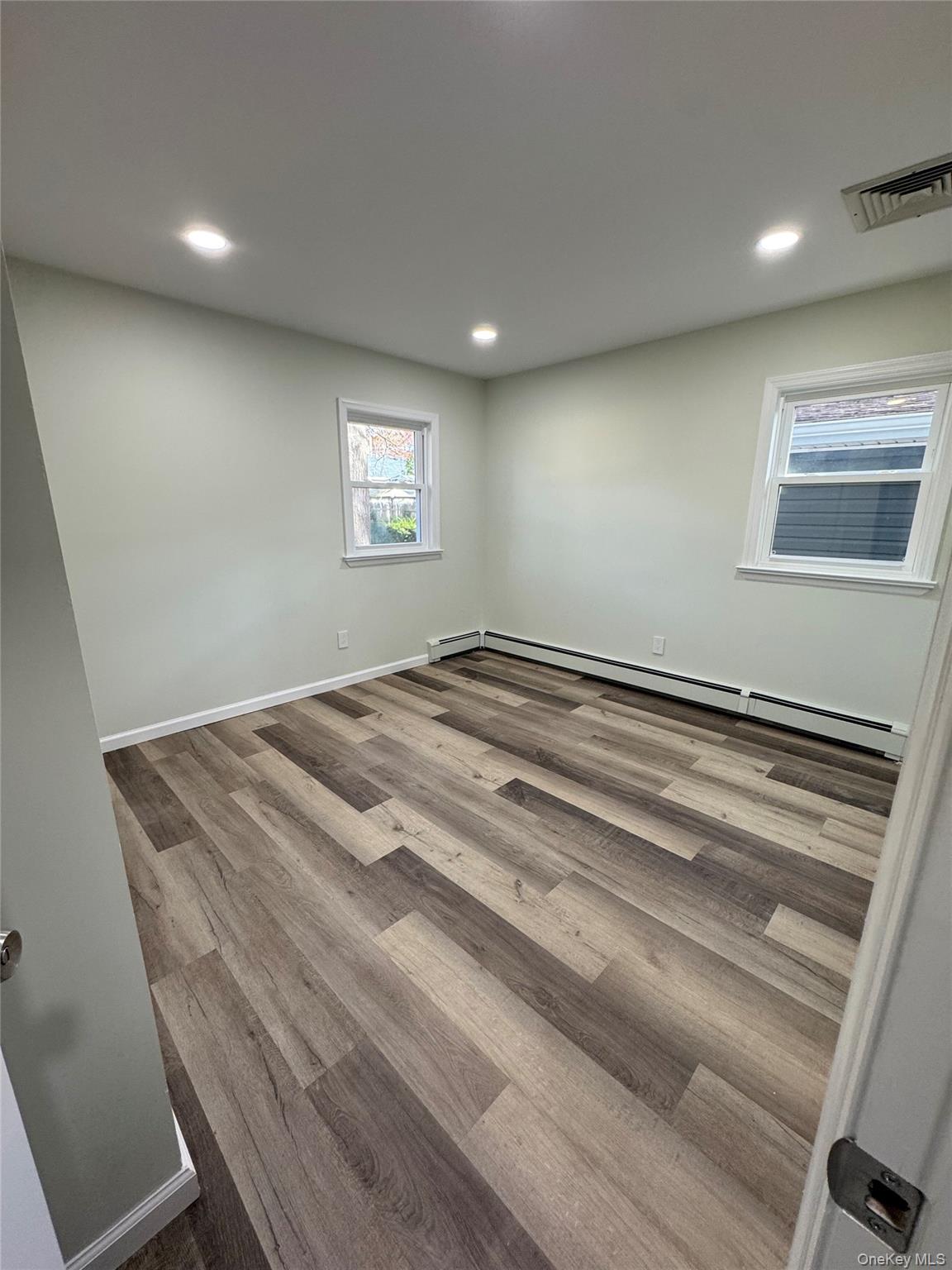 381 Grace Street, Holbrook, NY 11741