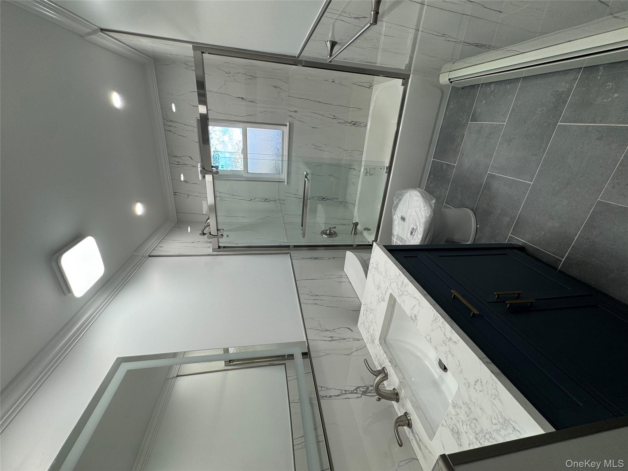 381 Grace Street, Holbrook, NY 11741