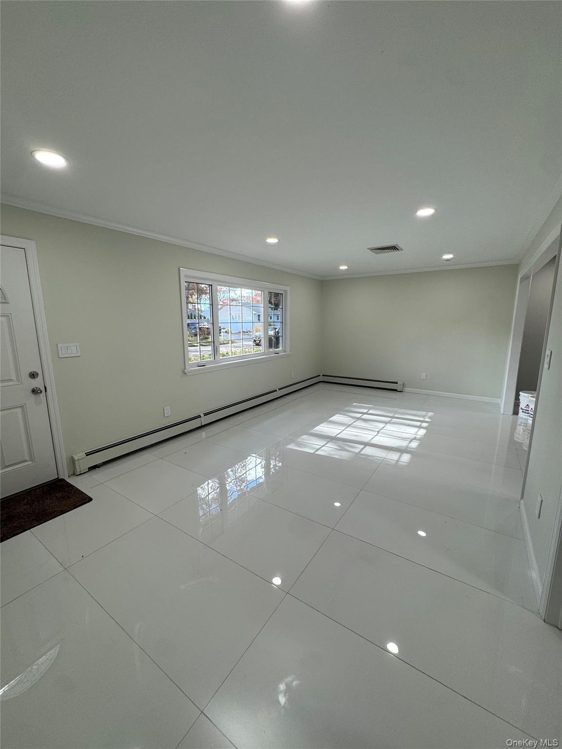 381 Grace Street, Holbrook, NY 11741