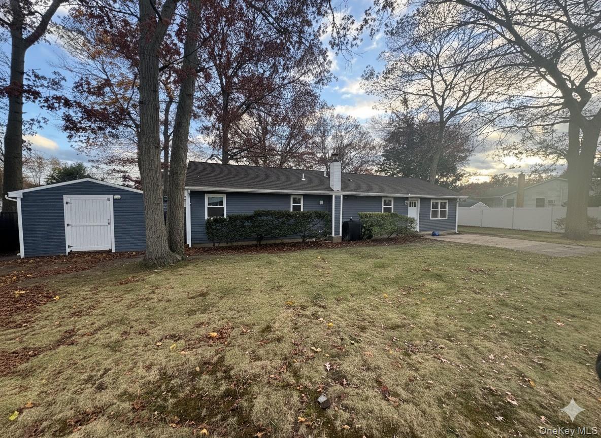 381 Grace Street, Holbrook, NY 11741