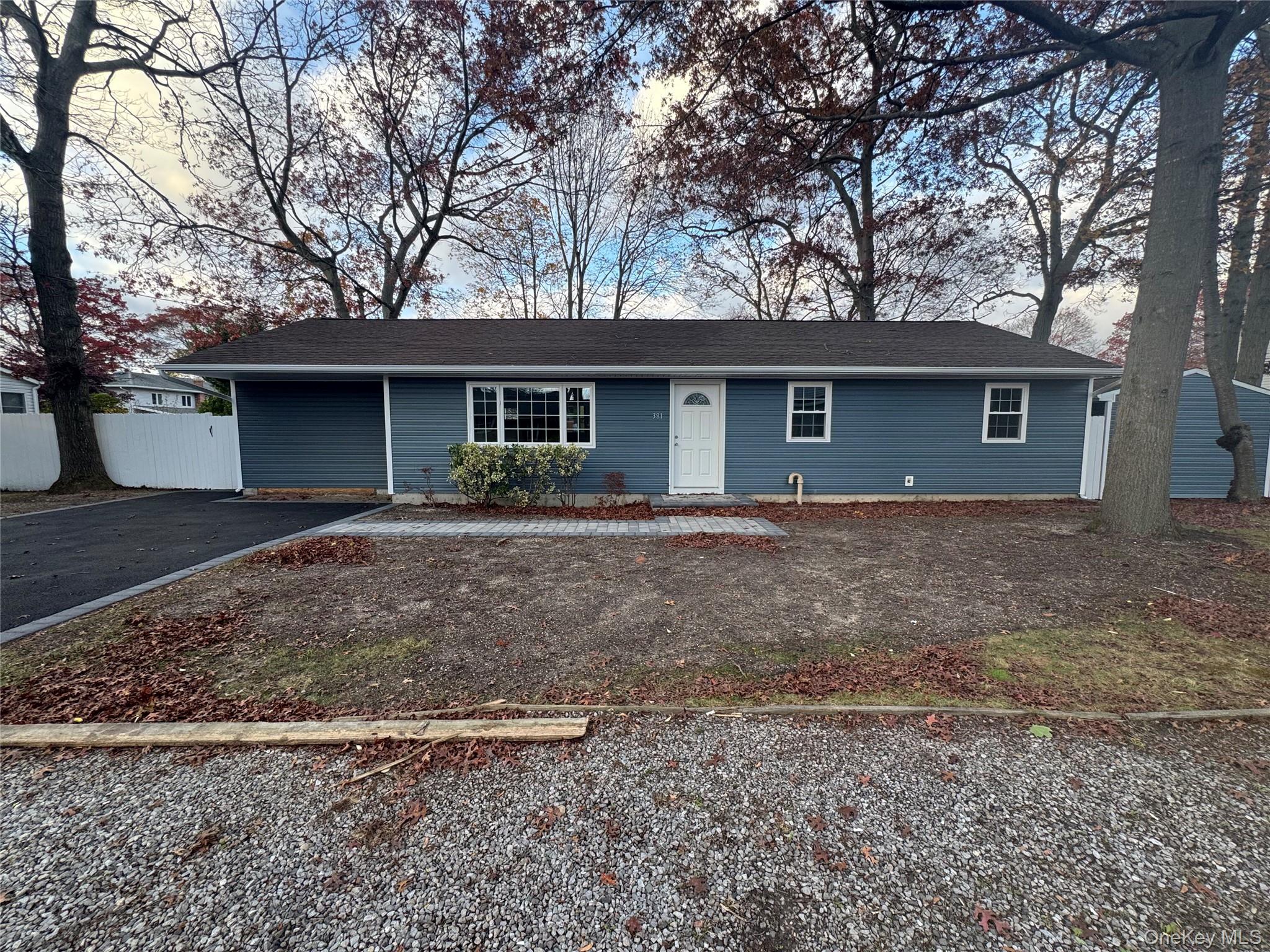 381 Grace Street, Holbrook, NY 11741