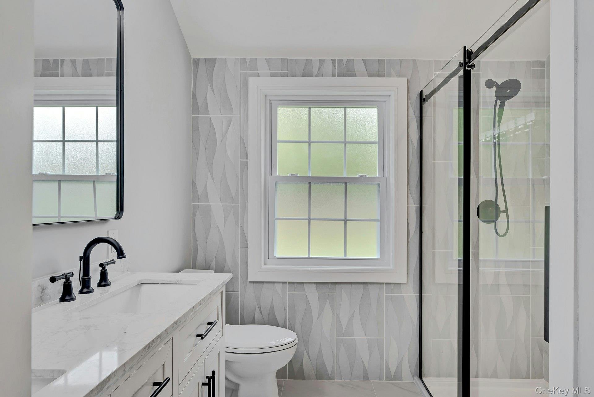 509 Oak Bluff Court, Moriches, NY 11955