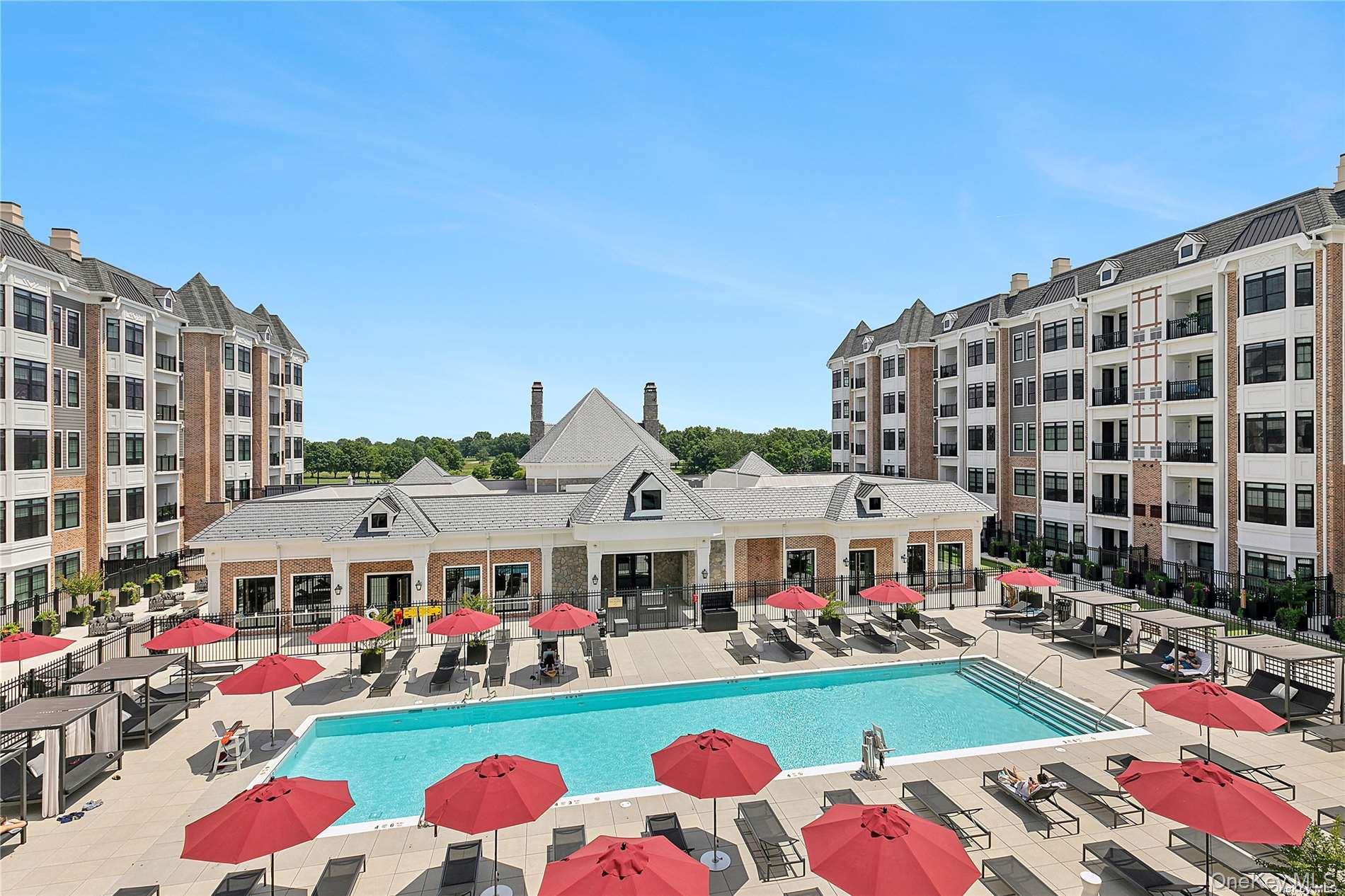 695 Merrick Avenue # 304, Westbury, NY 11590