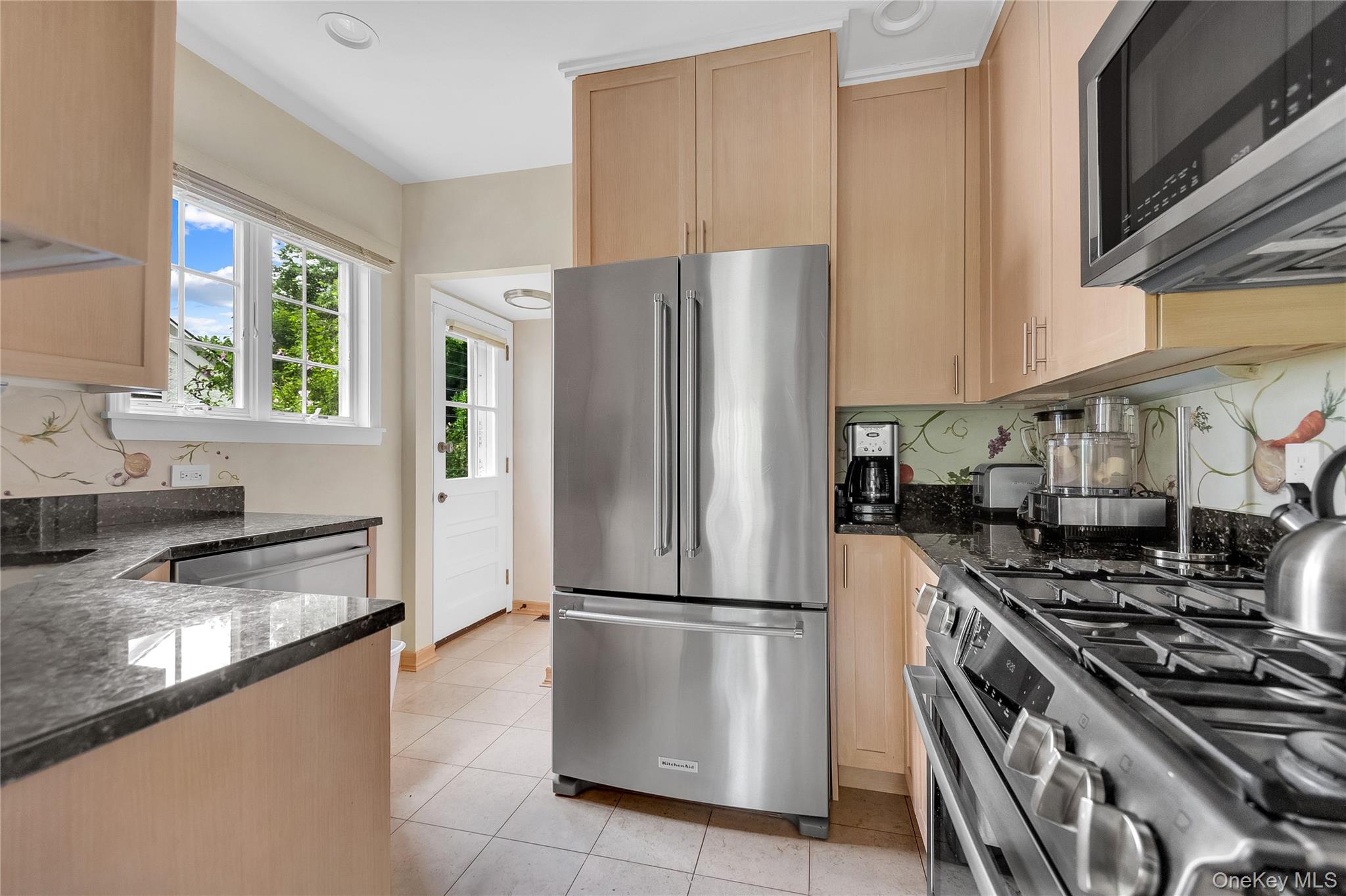 3 Harmony Drive, Larchmont, NY 10538